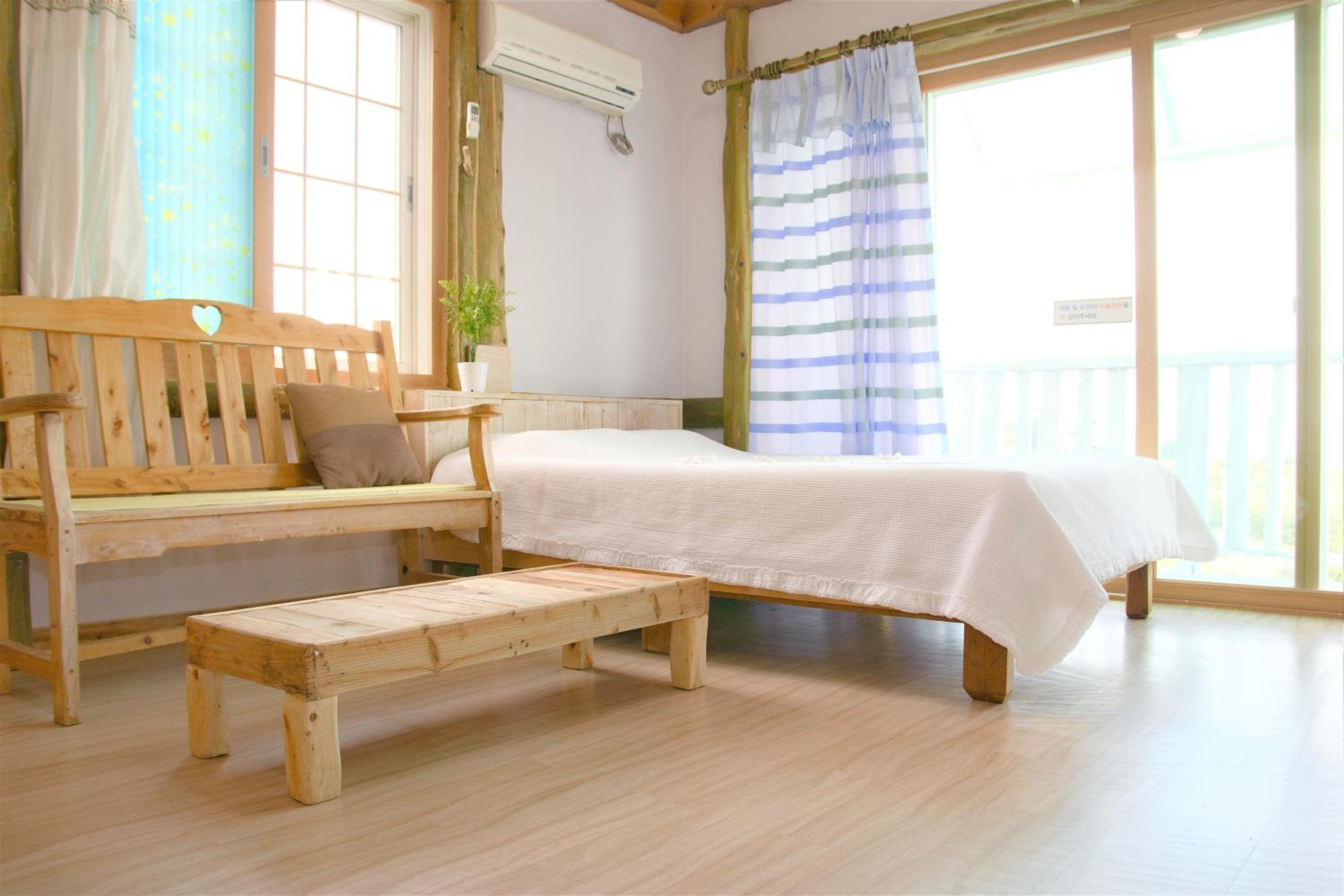 Double Room - Photo 3