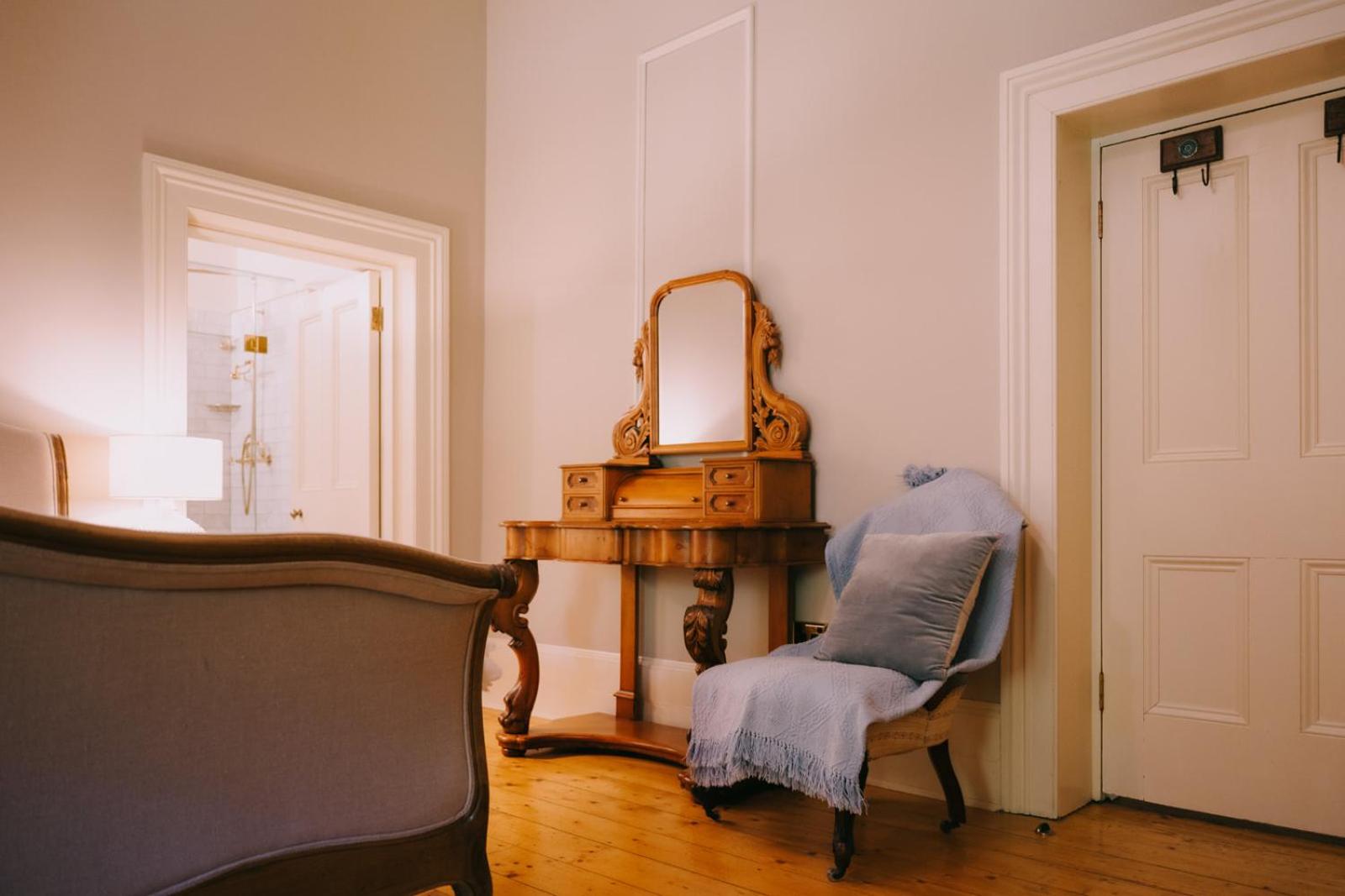 Suite with Garden View photo 2