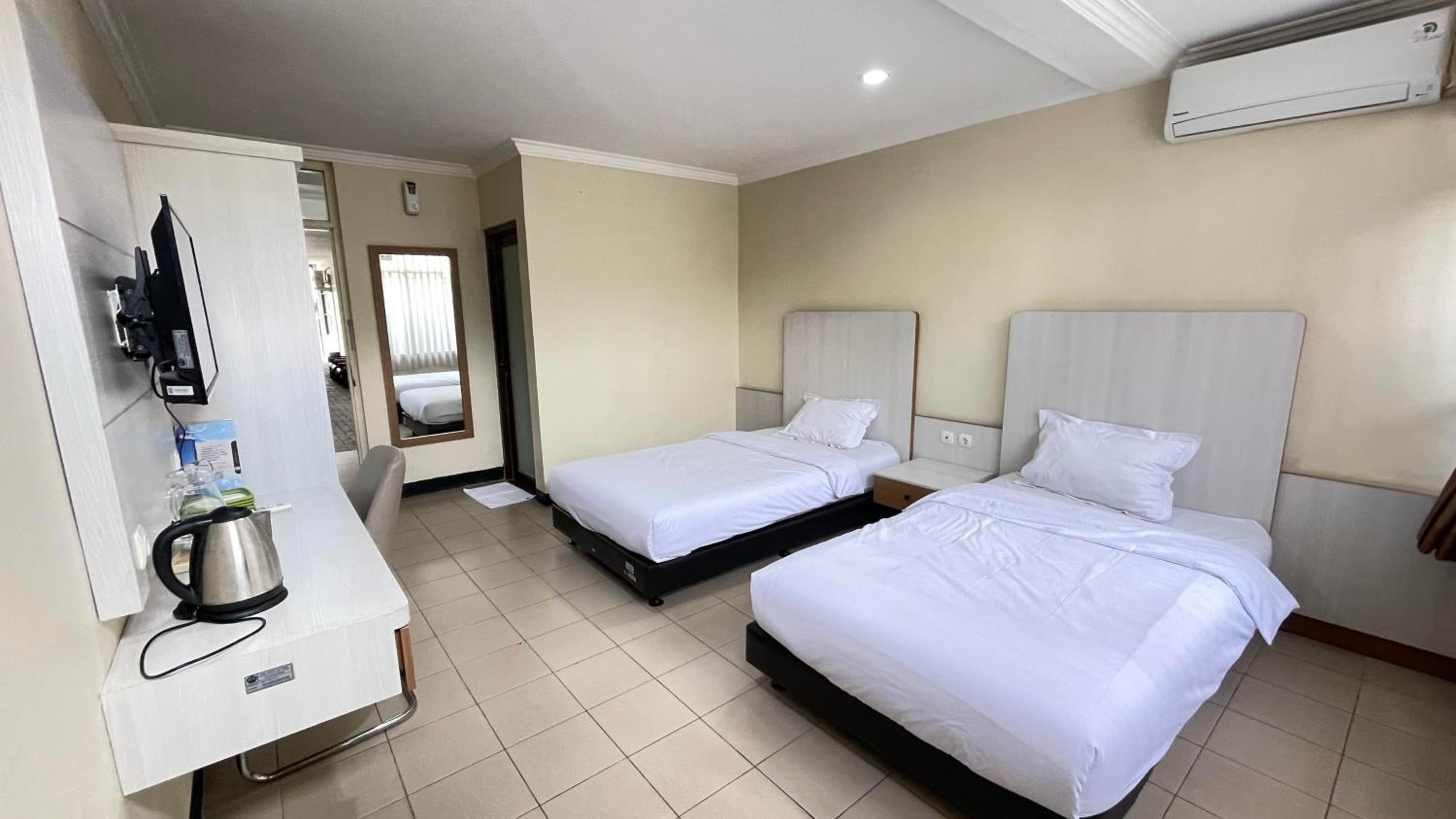 Twin Room