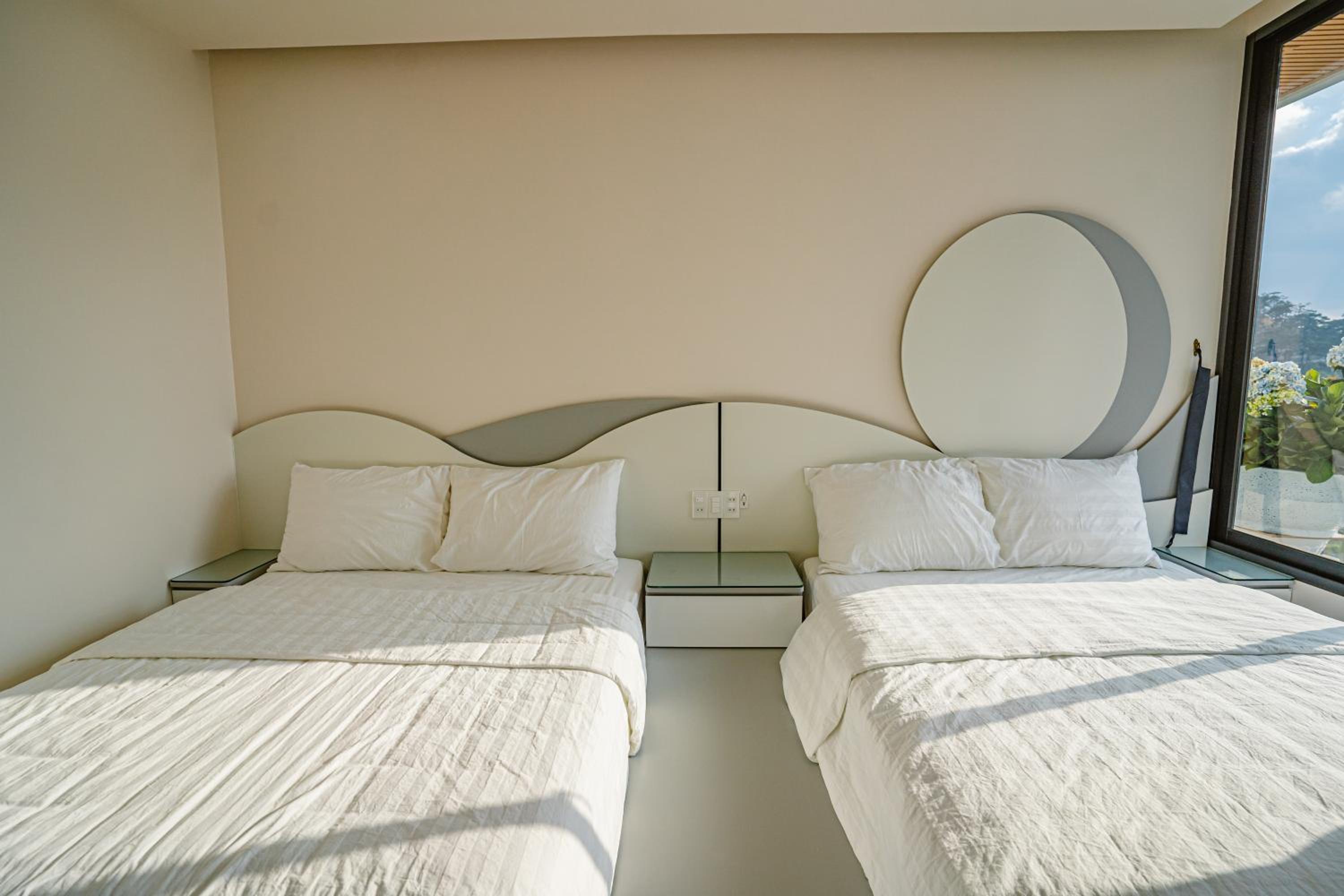 Family Room - Photo 8