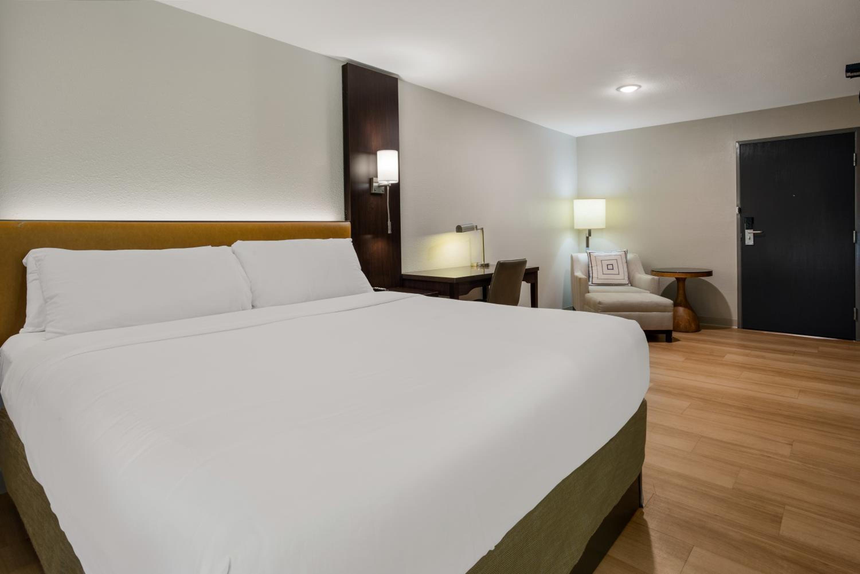 The Marco Hotel Lake Charles, Photo 2