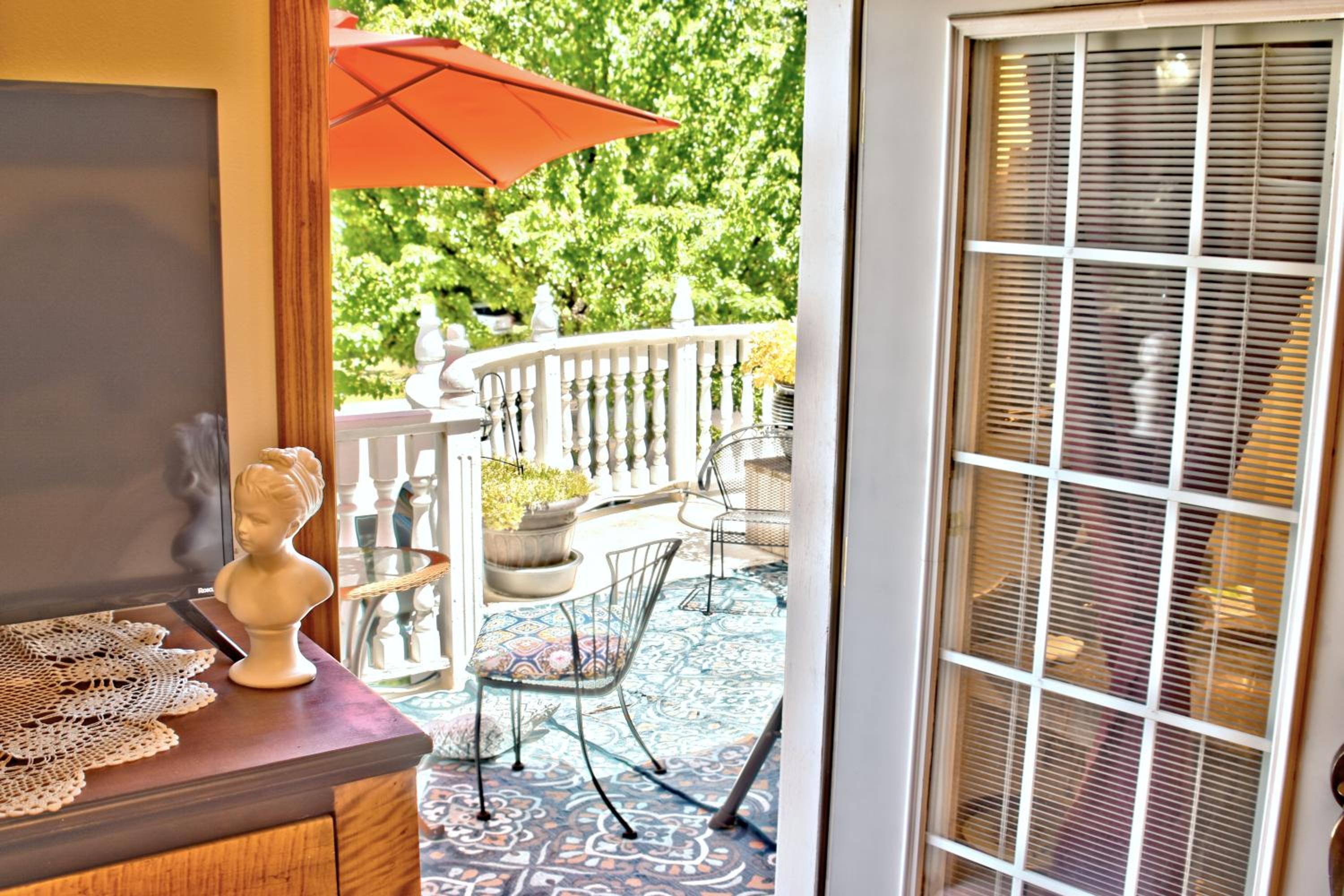 Double Room with Balcony photo 2