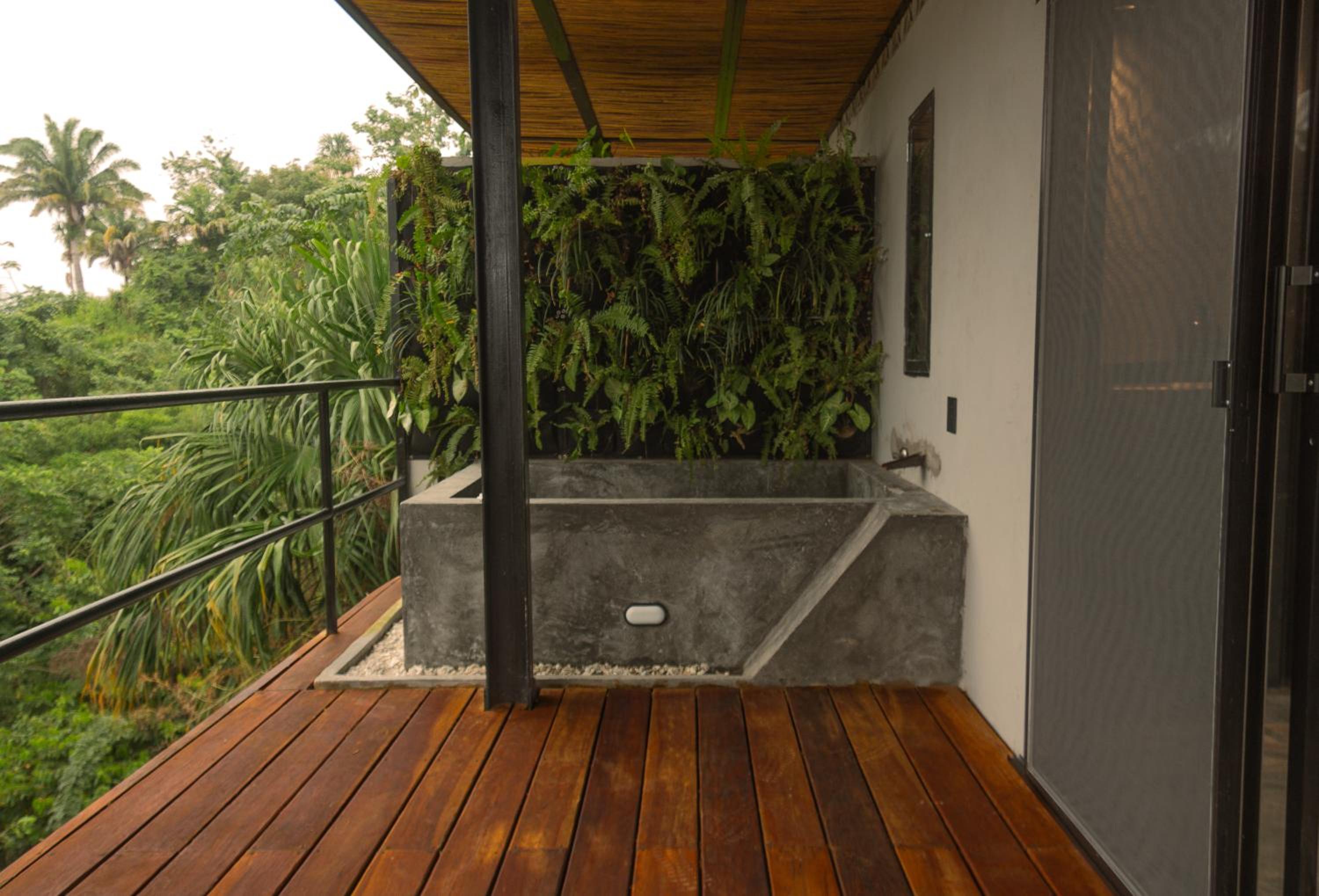 Suite with Balcony photo 2