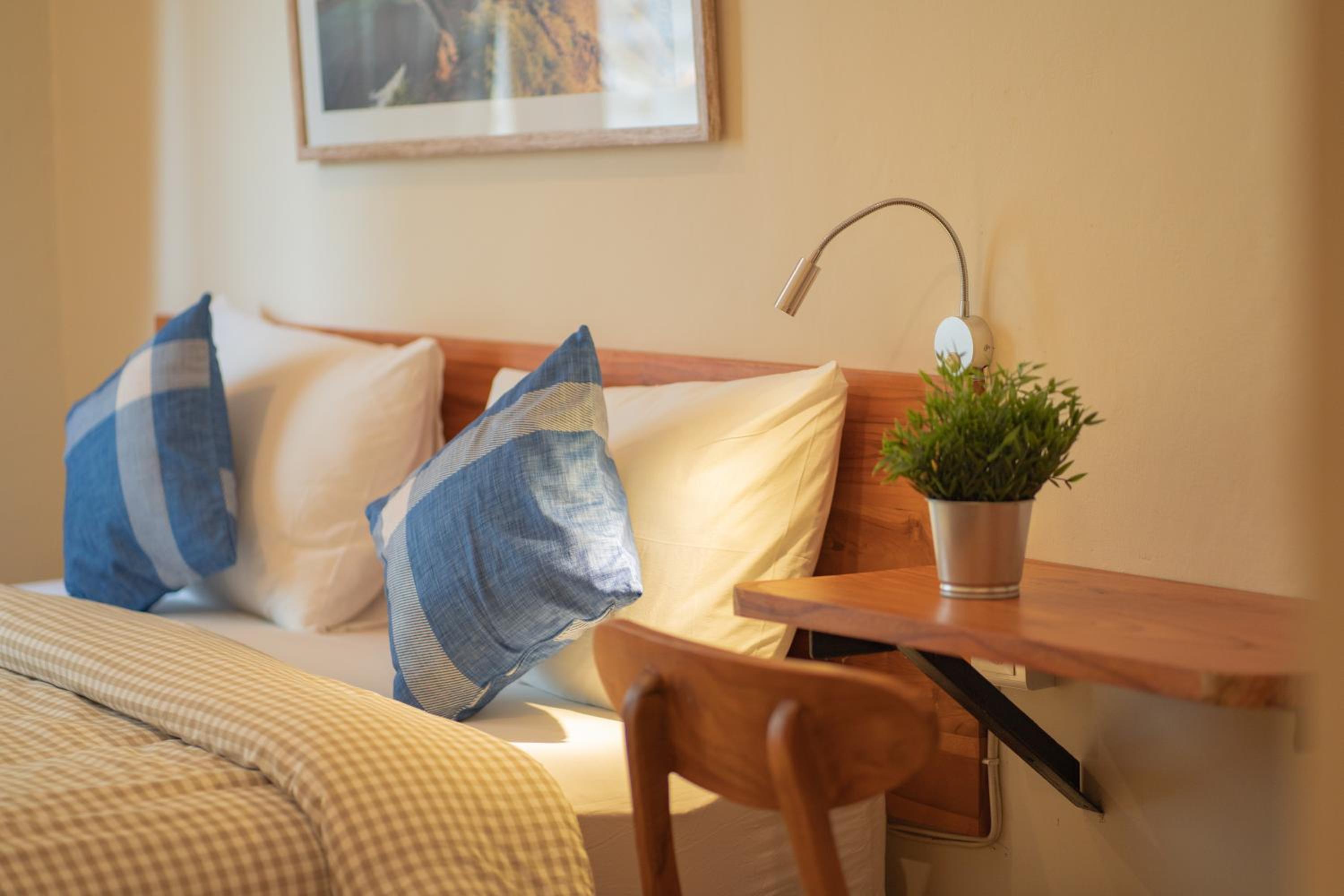 Double Room - Photo 7