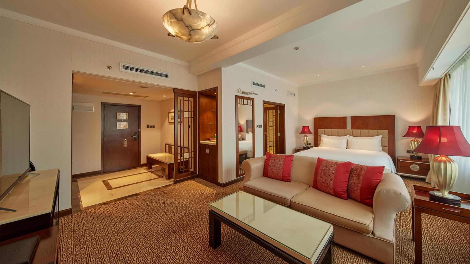 Non Smoking - Premier King Room with City View
