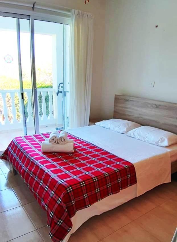 Apartment with Sea View photo 2