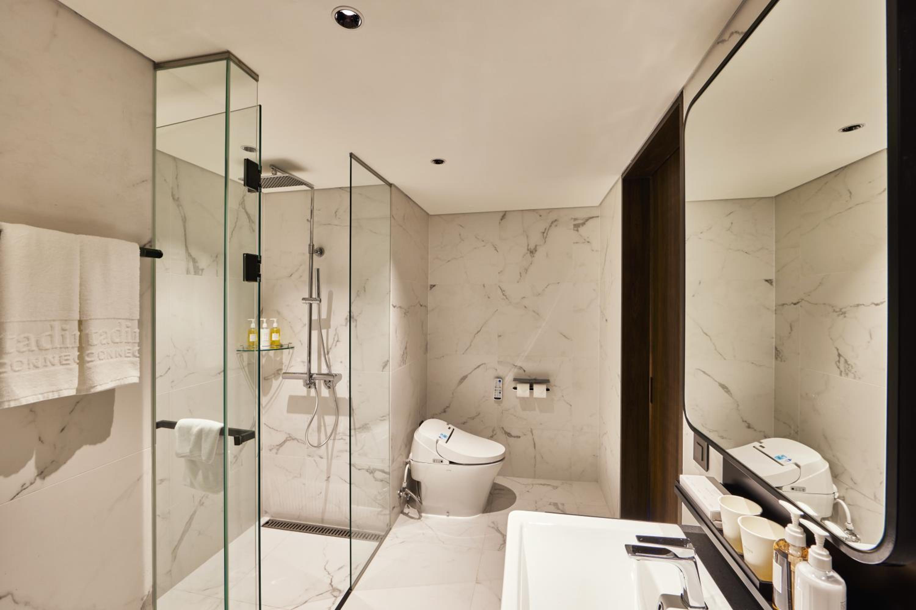 Premier Family Ocean Suite - Photo 4