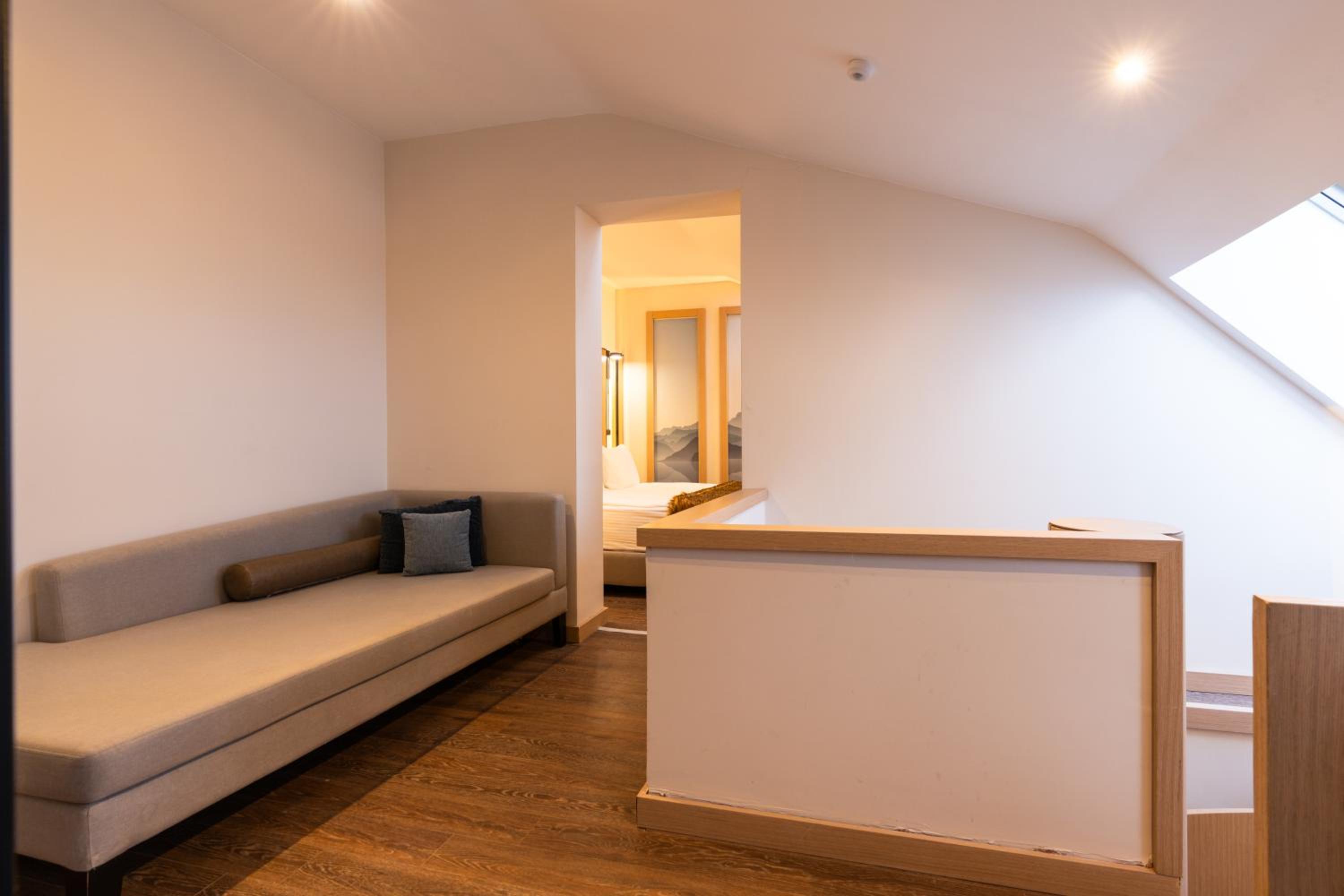 Family Room - Photo 5