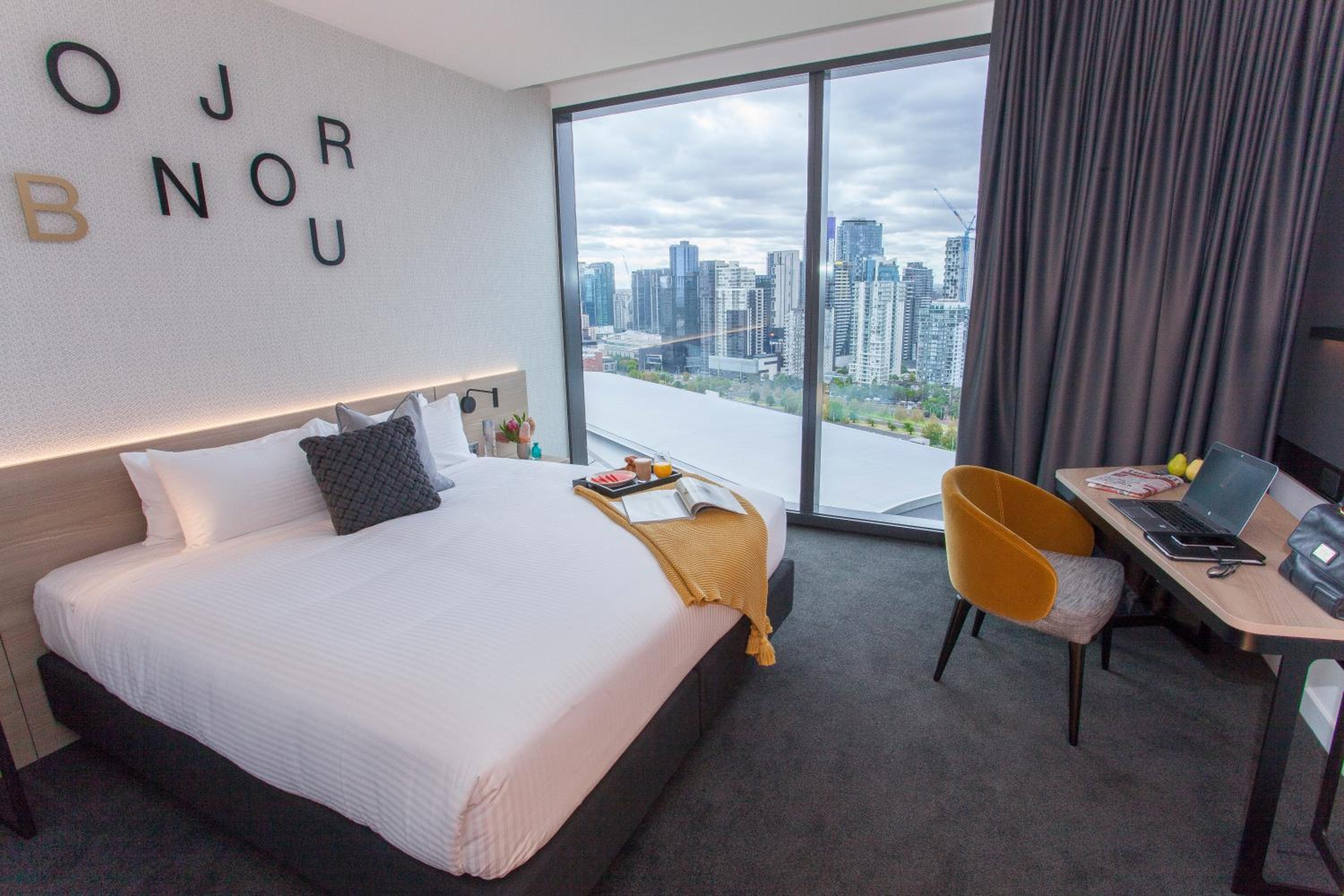 Standard Queen Room