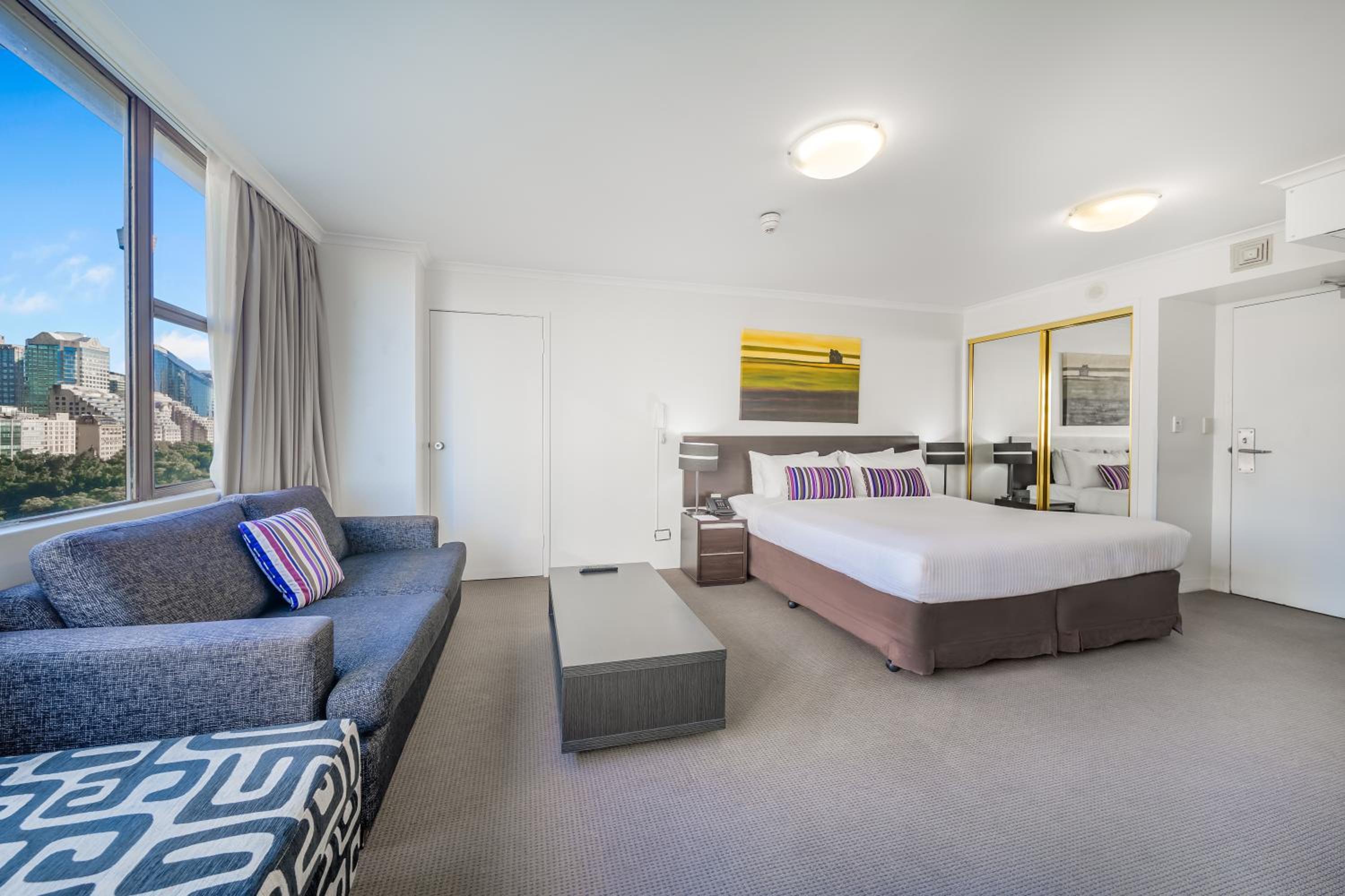 Studio Executive Apartment photo 2