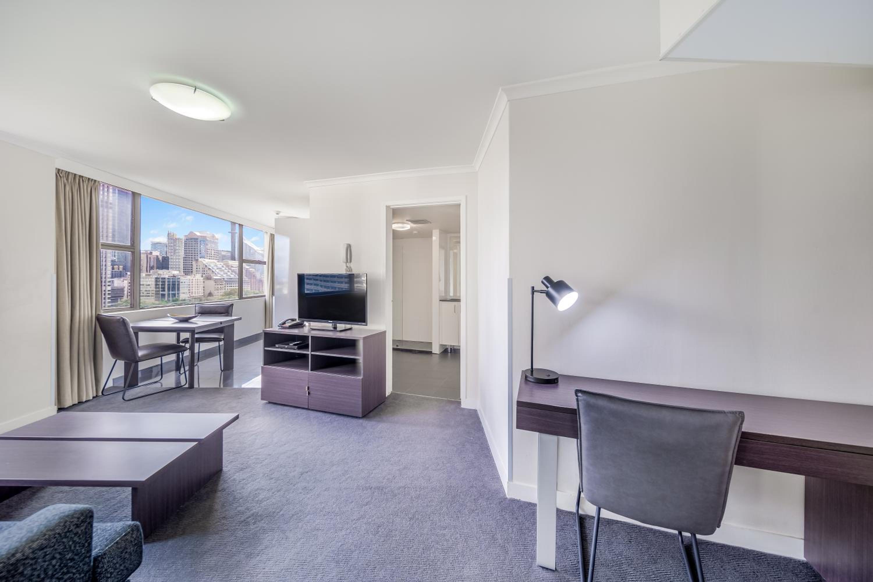 Executive One-Bedroom Apartment photo 3