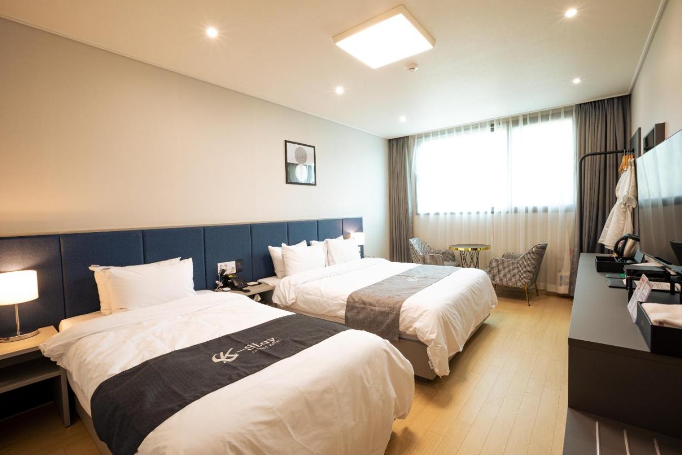 Standard Twin Room - Photo 1