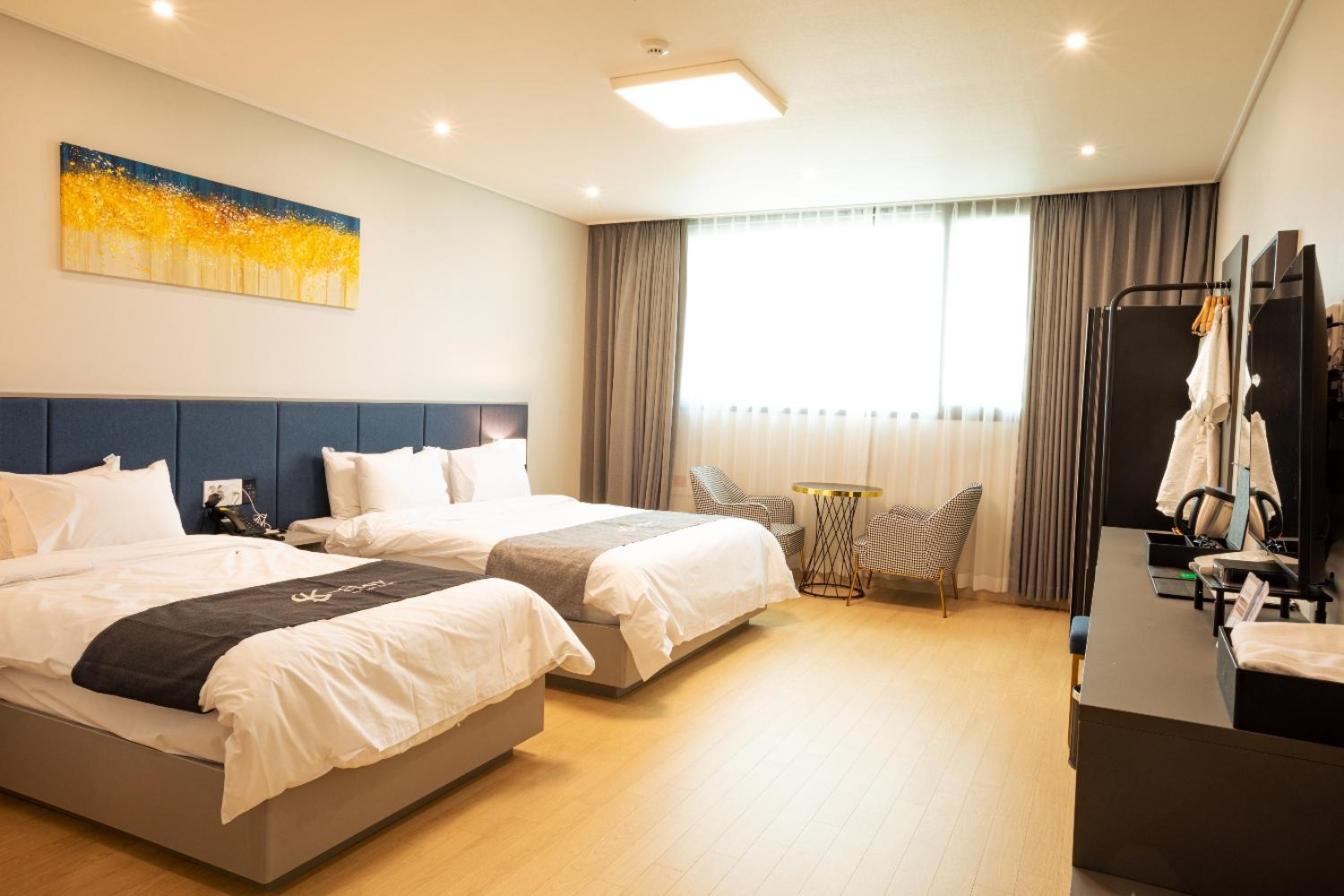 Deluxe Twin Room - Photo 1