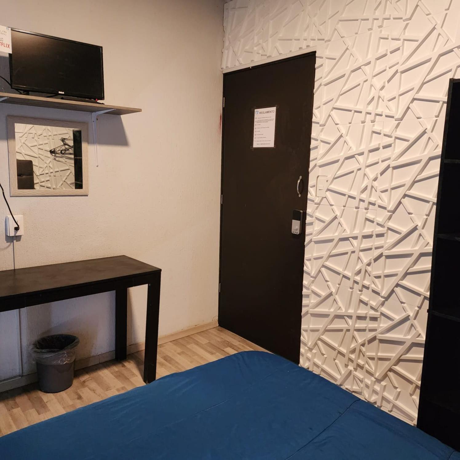 Standard Double Room with Shared Bathroom photo 1