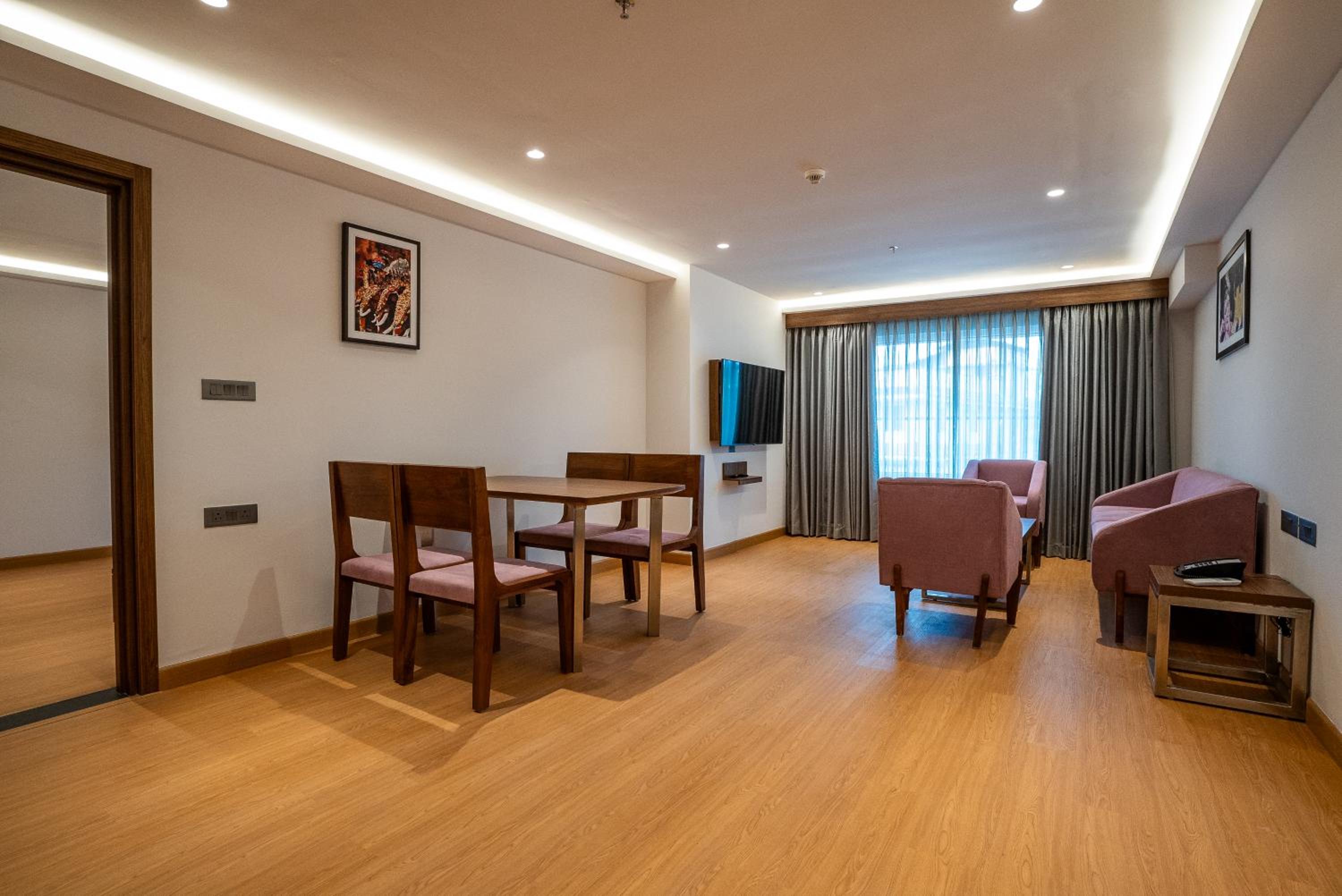 Family Suite - Photo 6
