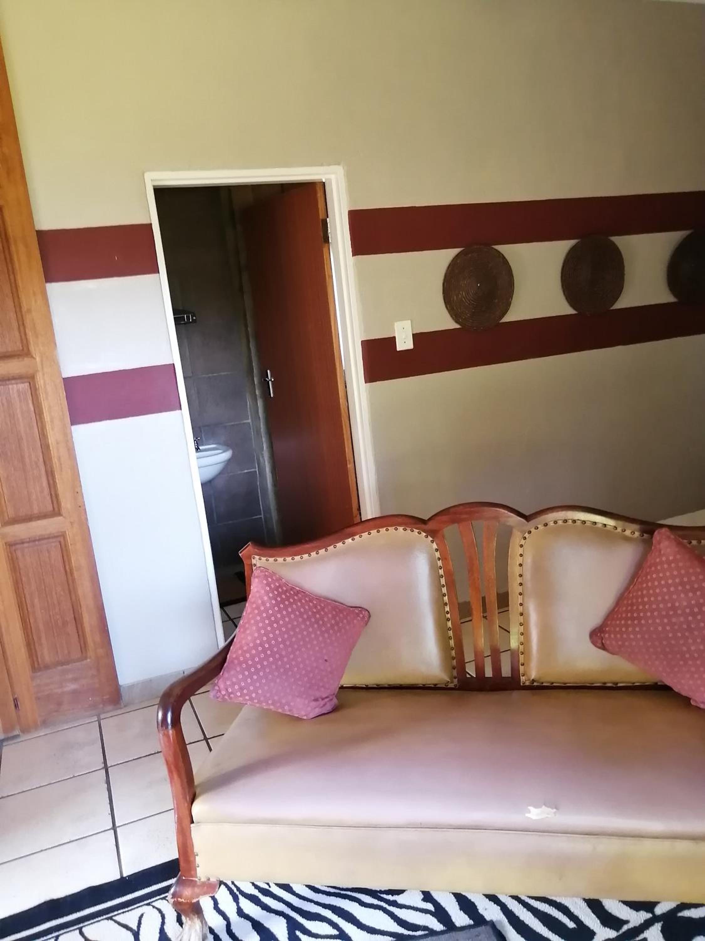 Double Room with Garden View - Photo 7