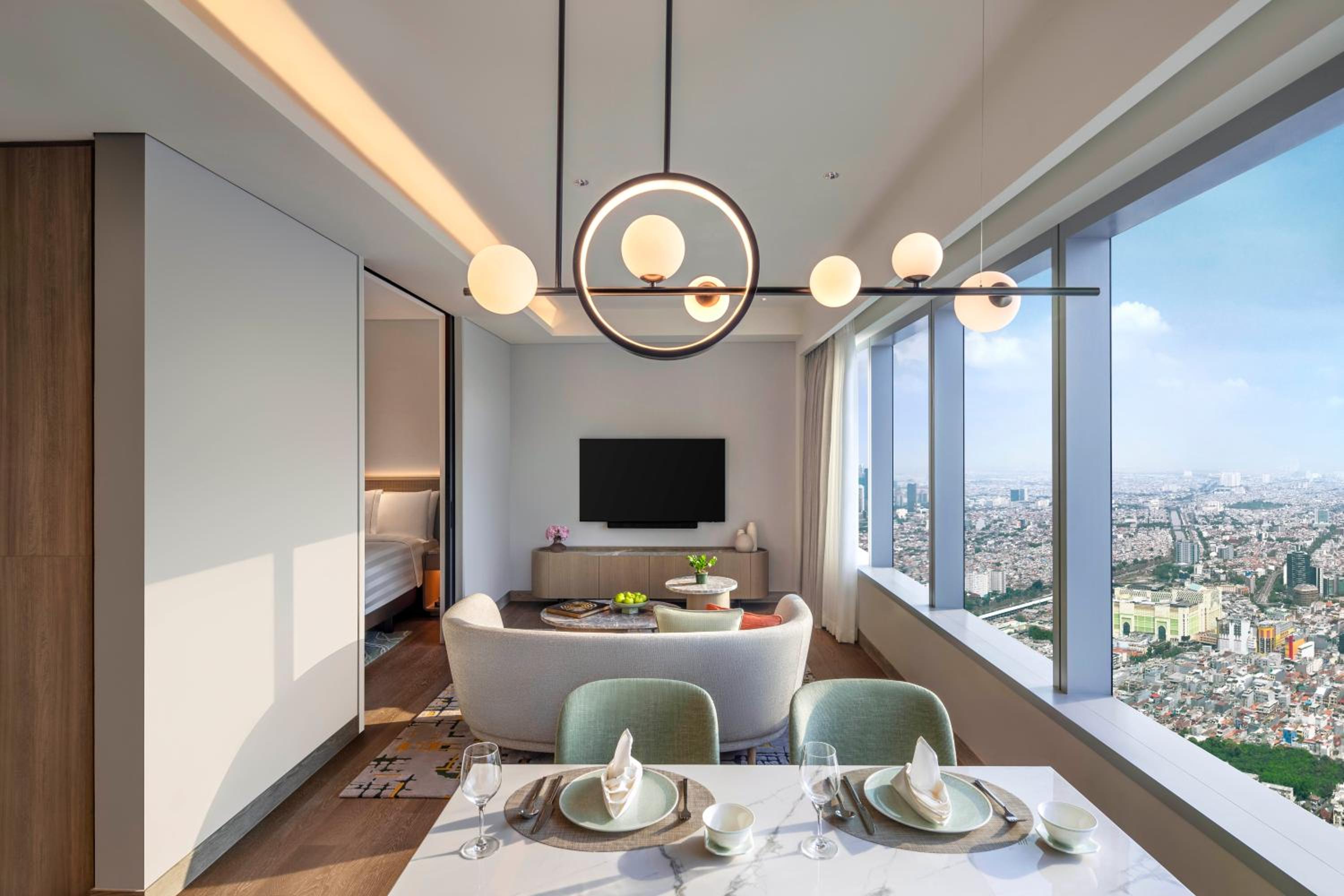 One-Bedroom Executive Suite - Photo 3