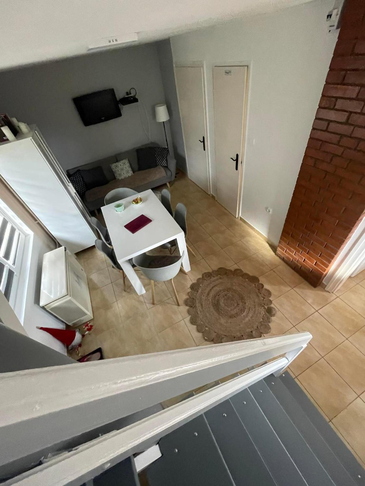 Two-Bedroom Apartment - Photo 14