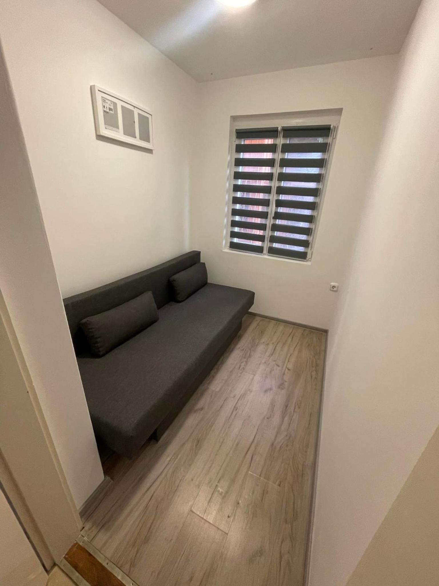 Two-Bedroom Apartment - Photo 7