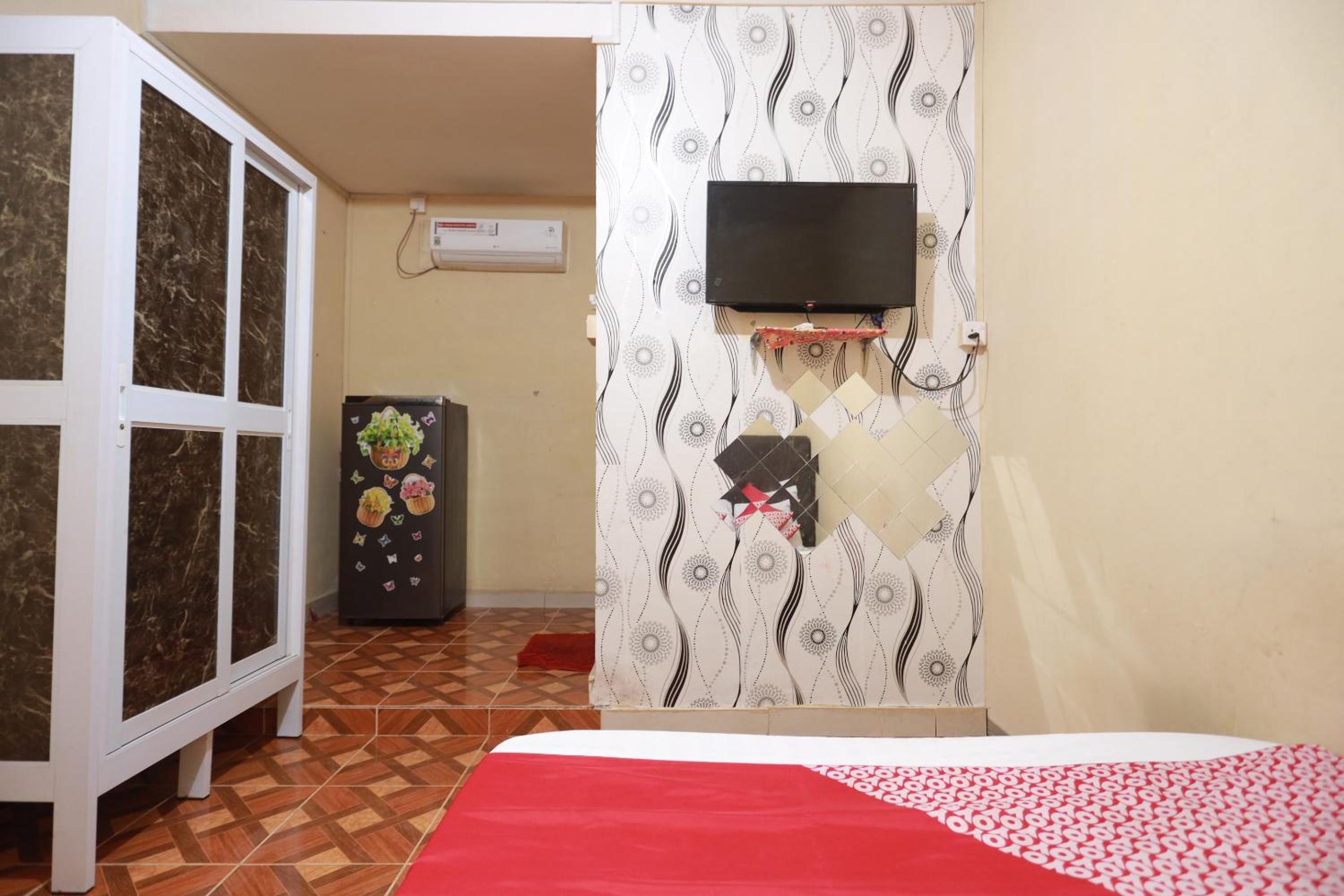 Deluxe King Room photo 3