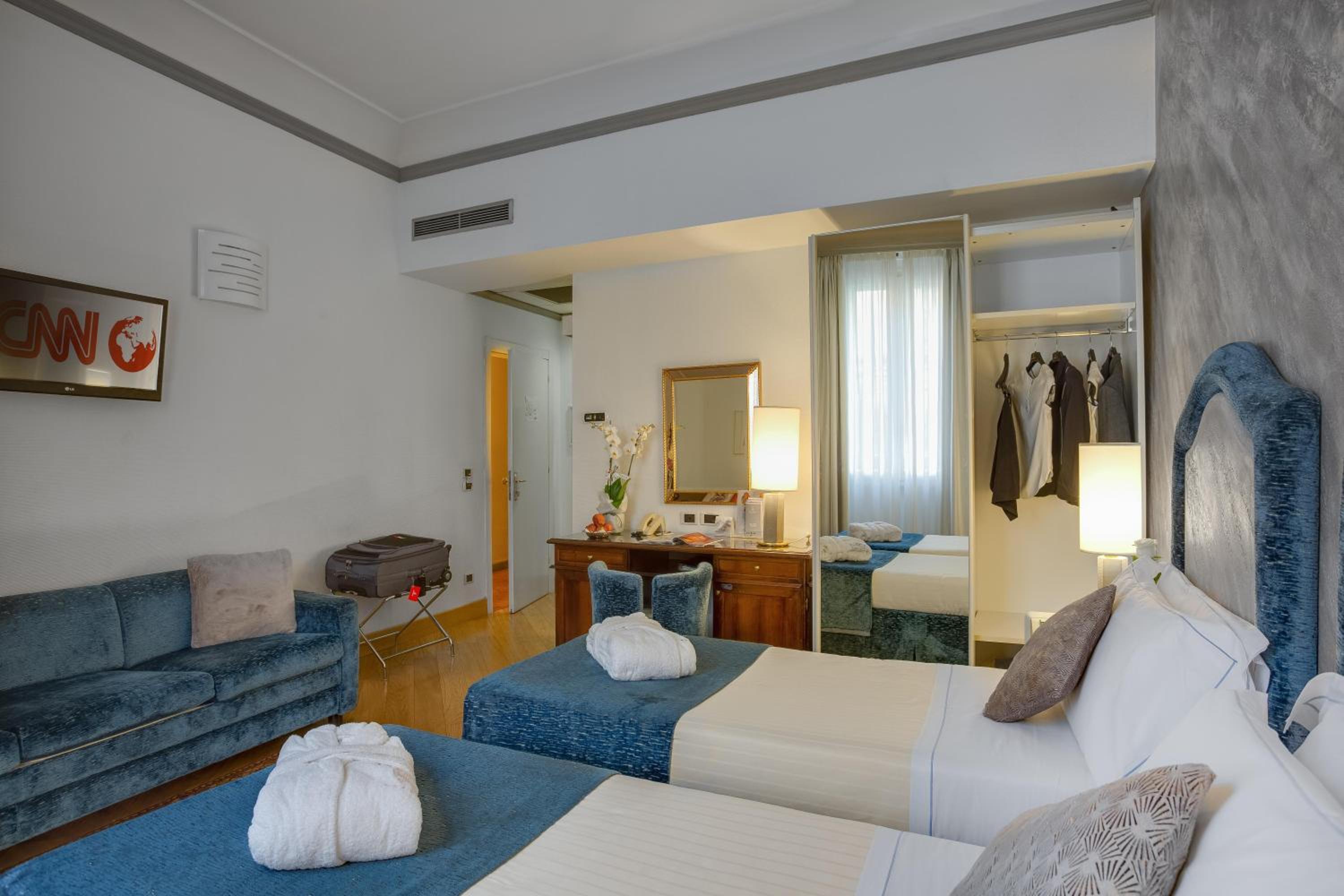 Comfort Triple Room