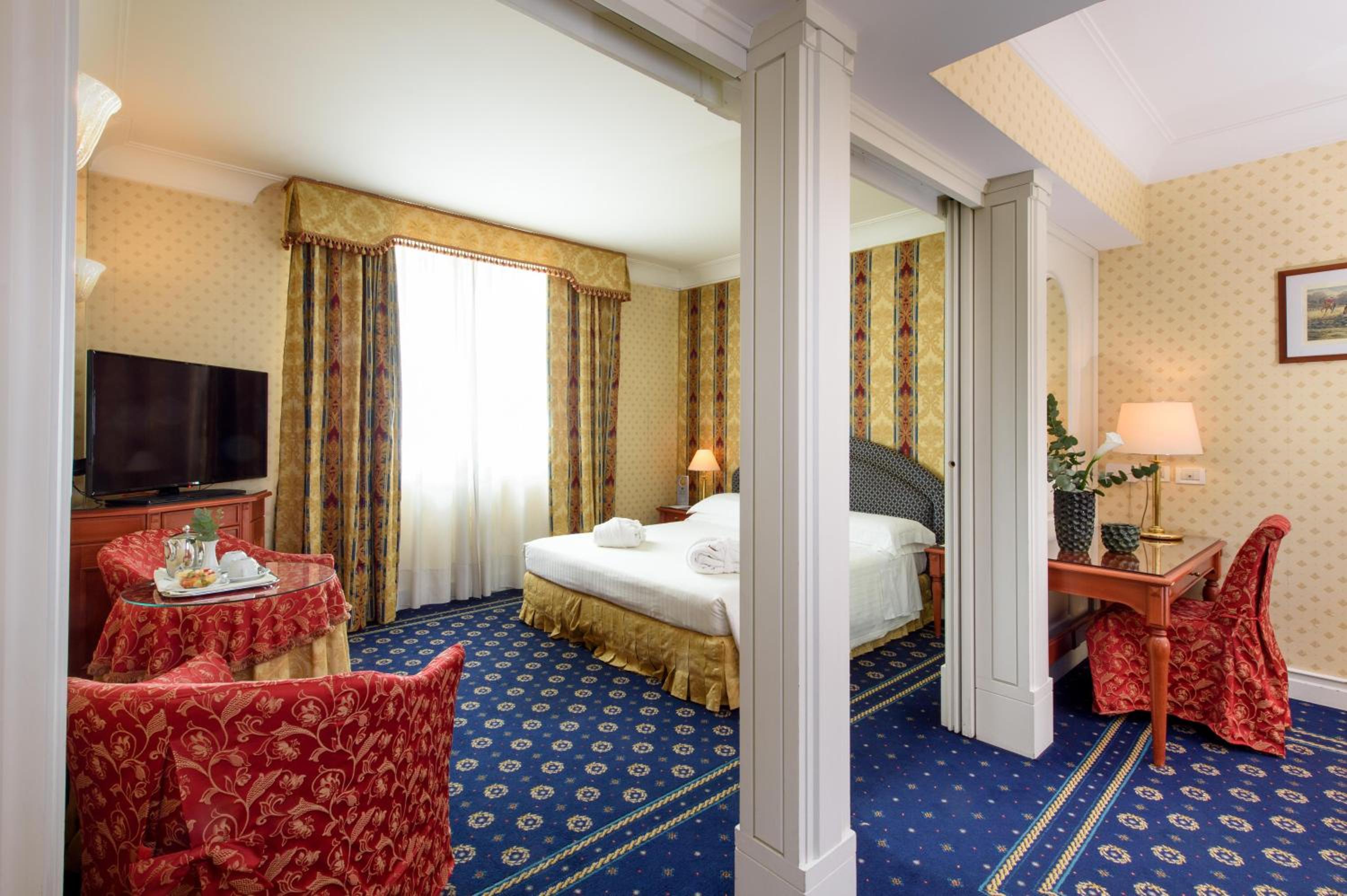 Grand Suite thumbnail 6