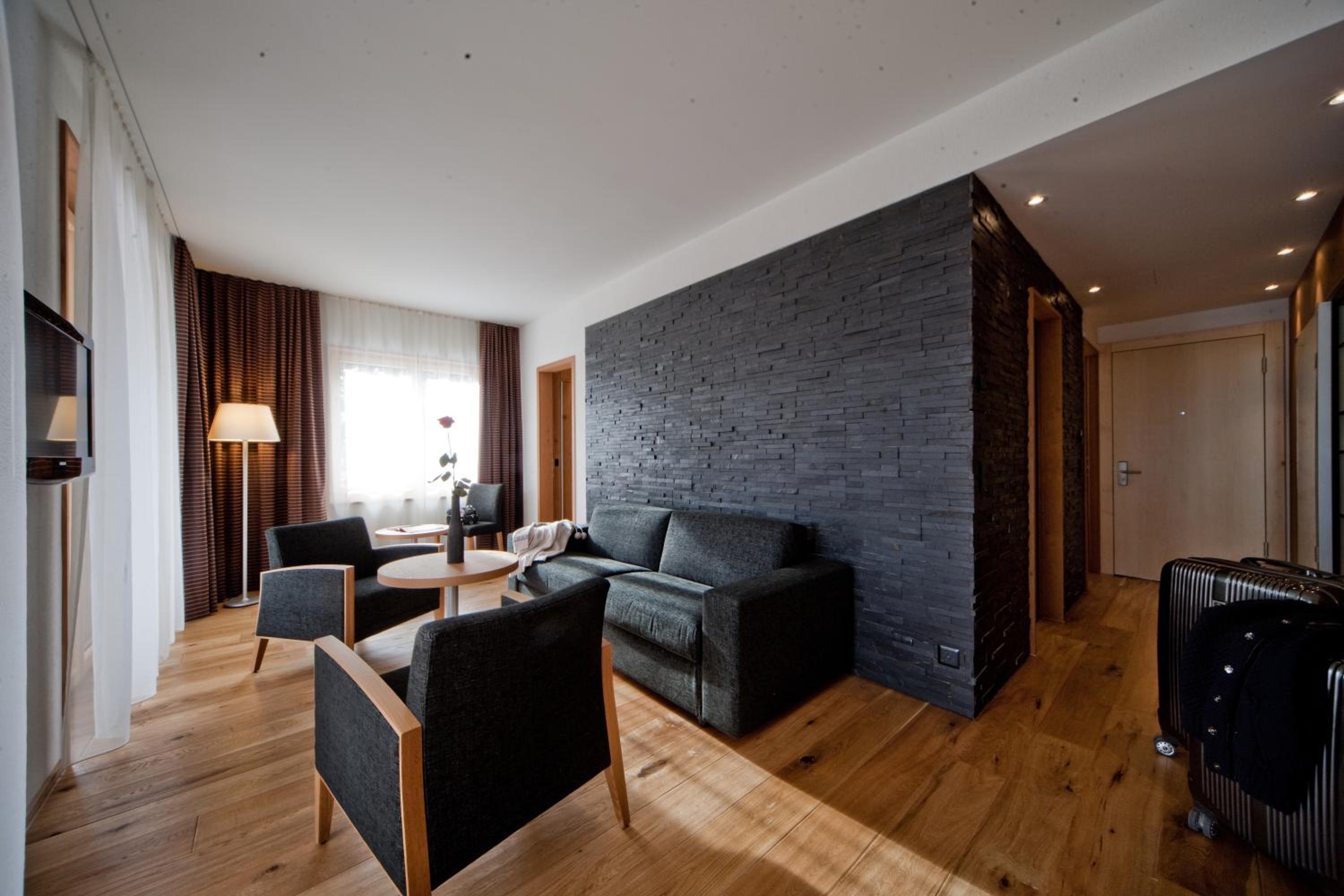 Suite photo 1