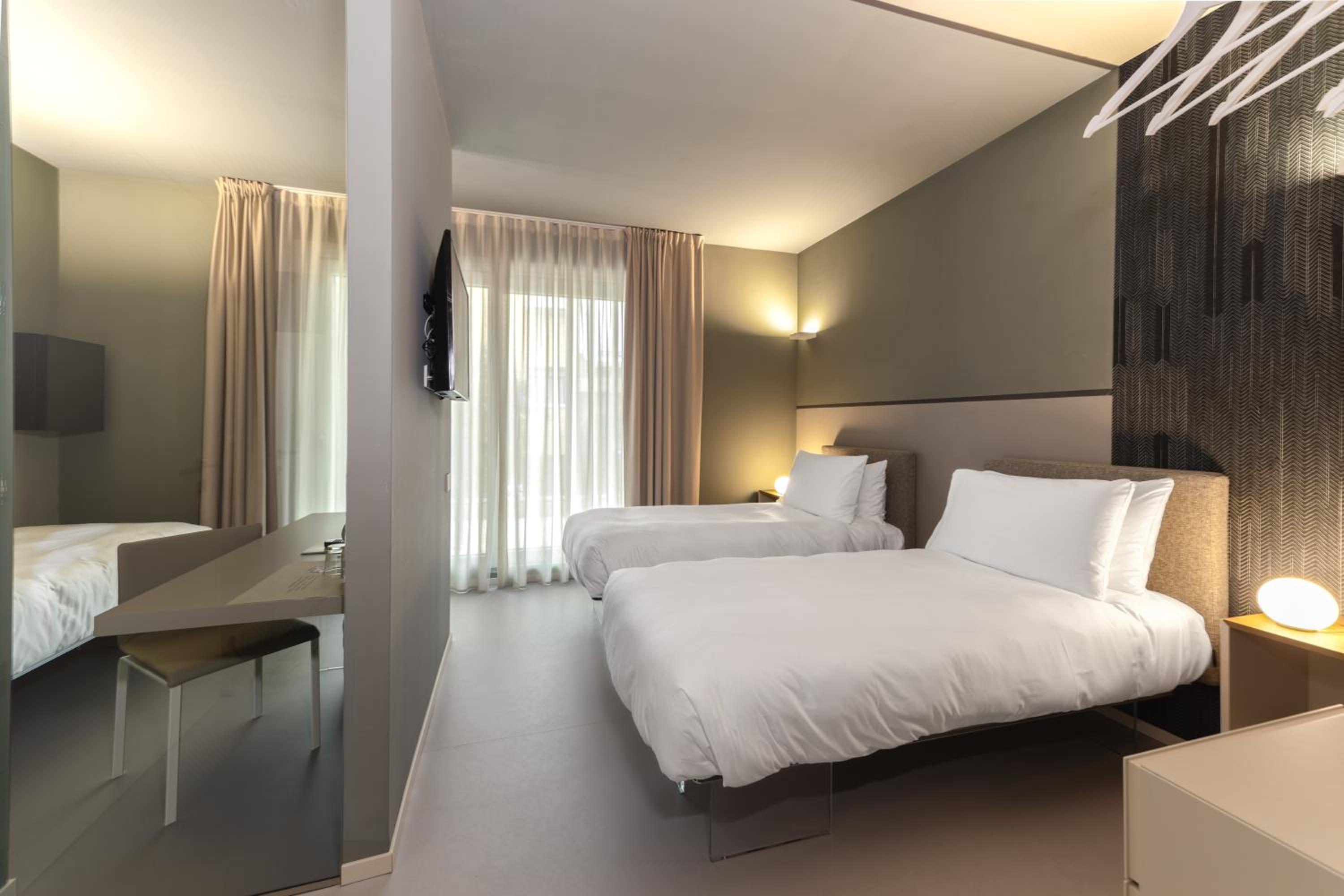 Junior Suite - Photo 2