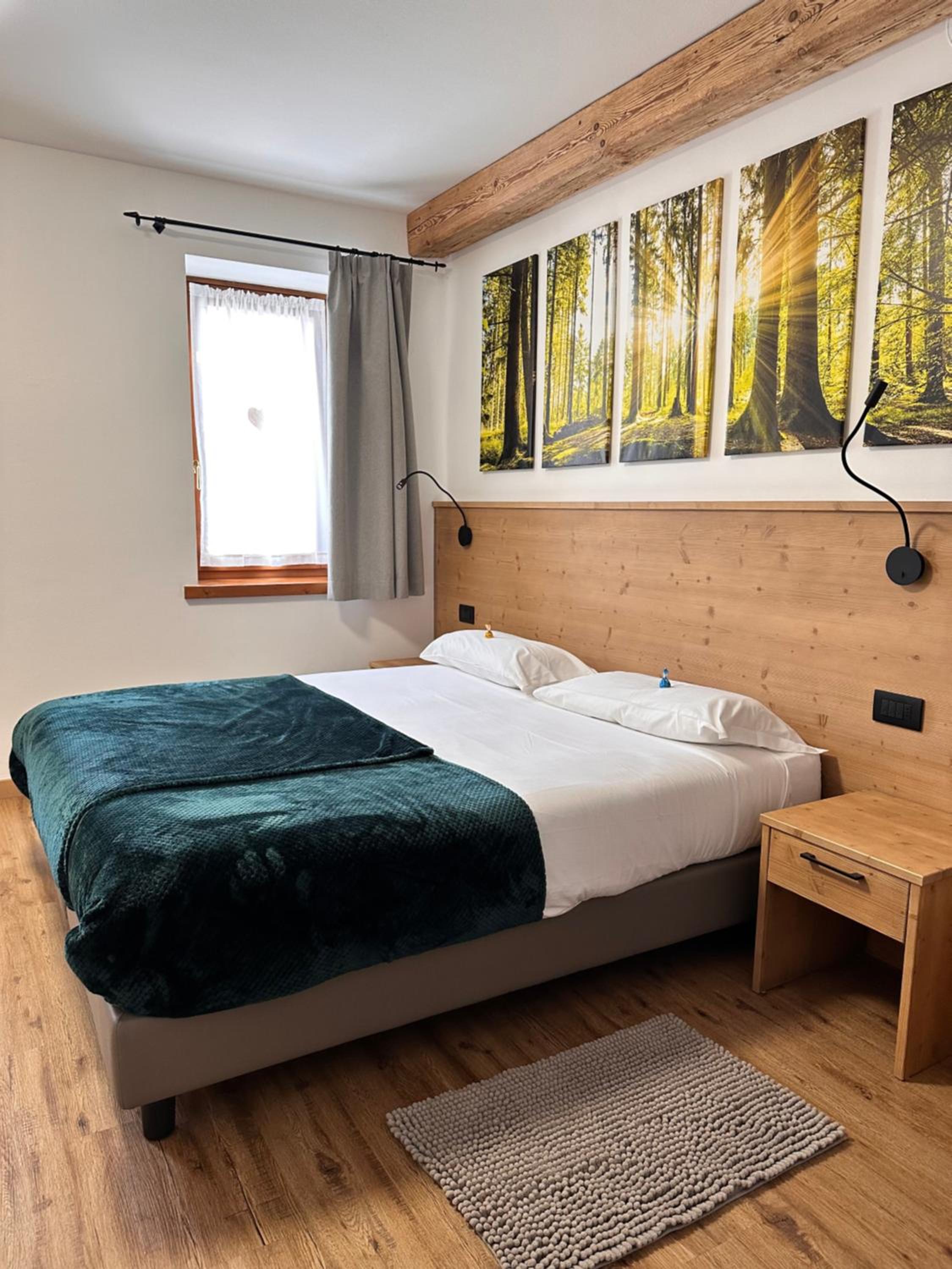 Double or Twin Room with Private Bathroom photo 2