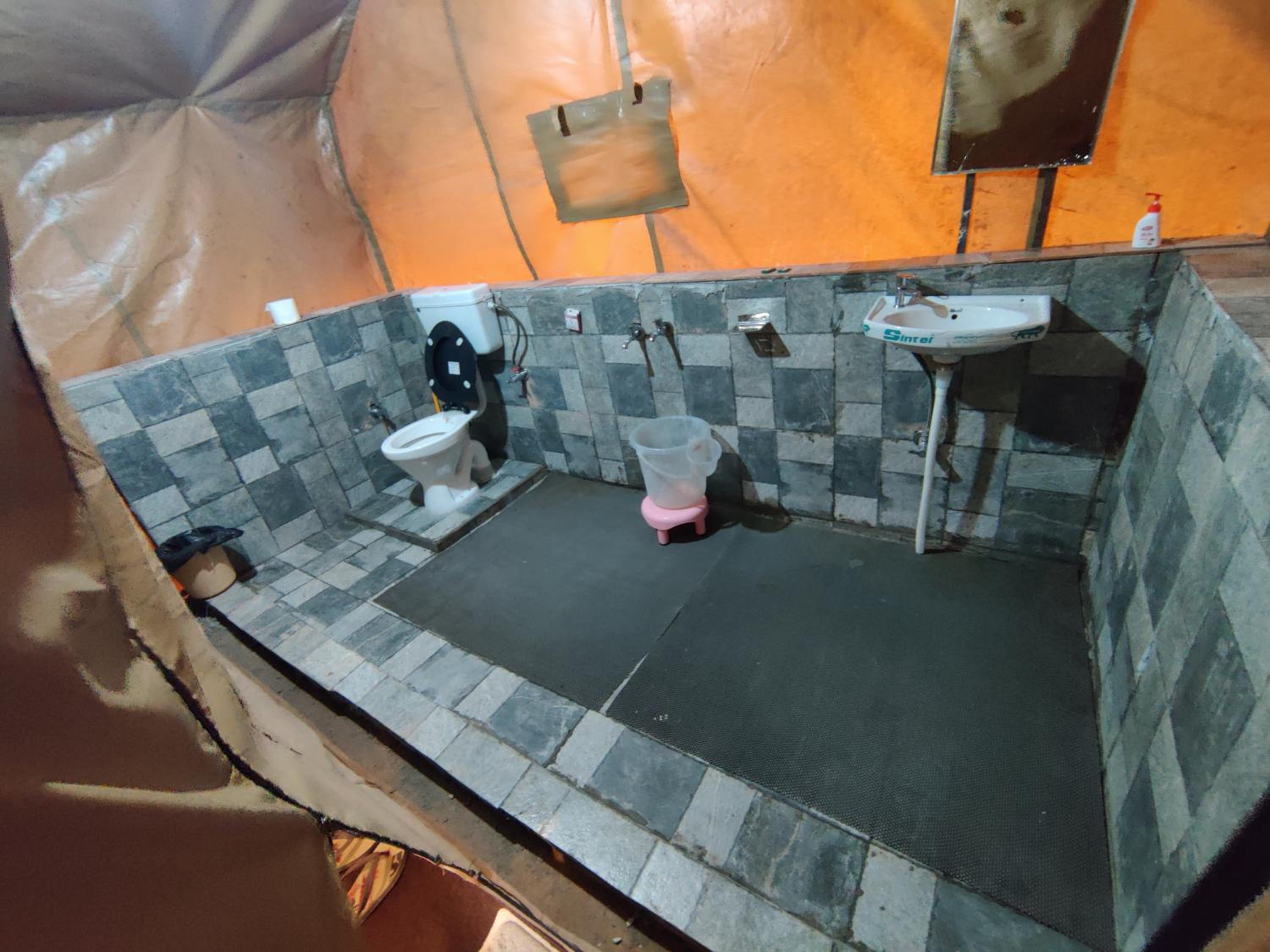 Luxury Tent - Photo 9