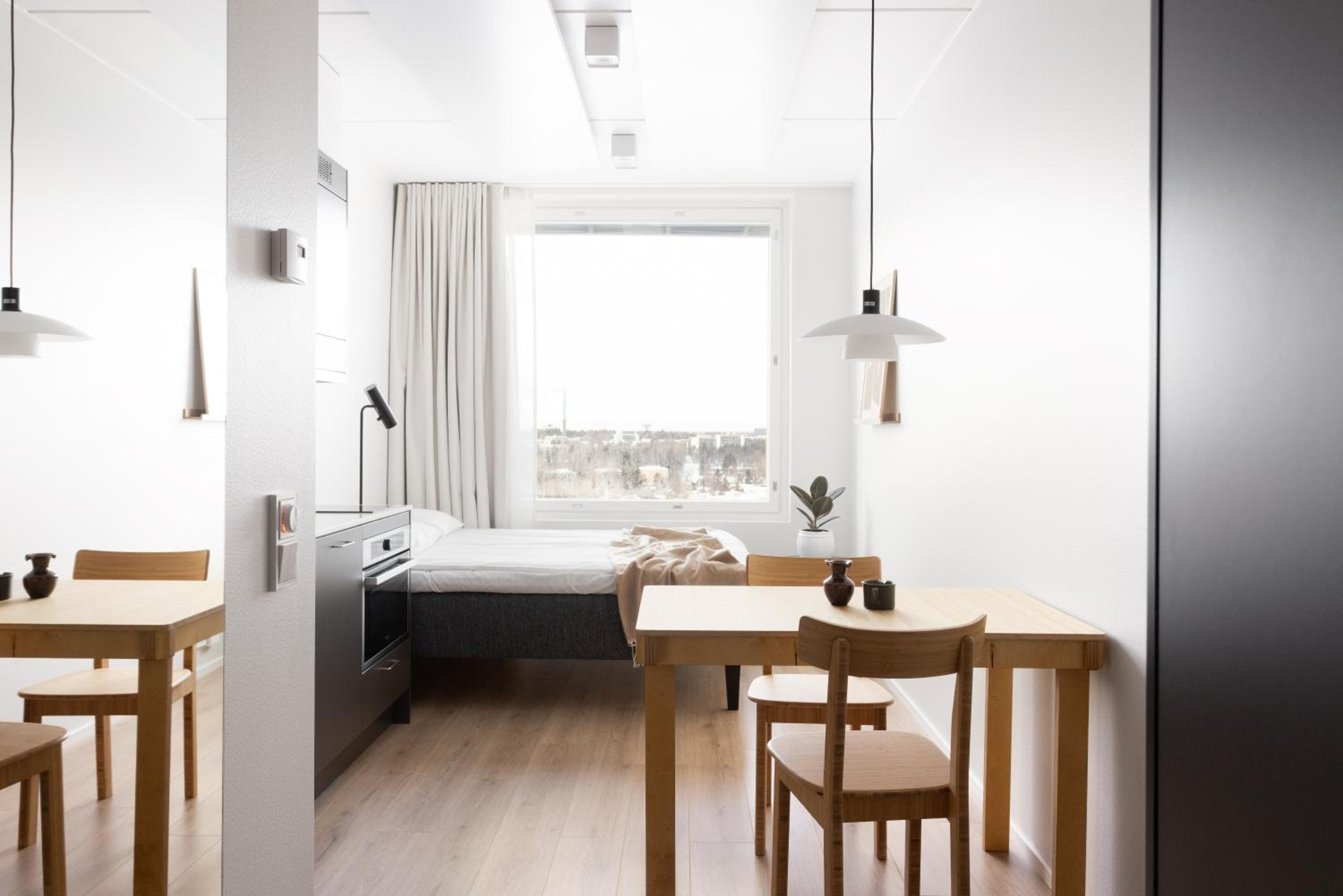 Compact-studio with a view - Photo 1