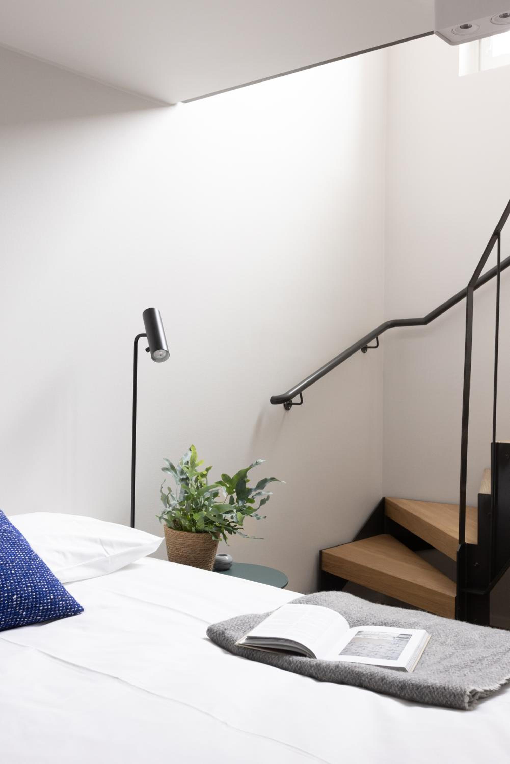 Medium-studio with loft
