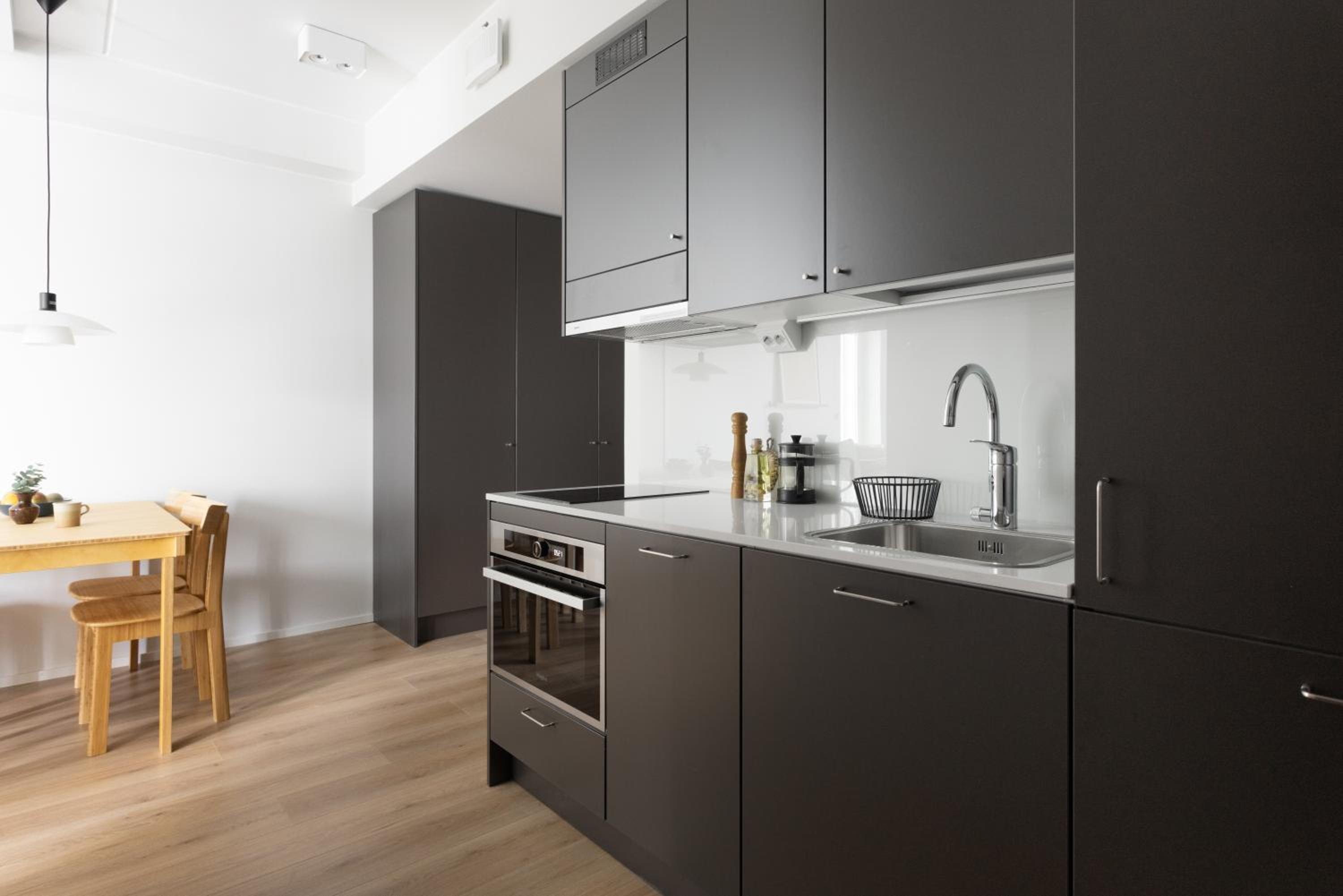 Spacious-studio with sea view - Photo 8