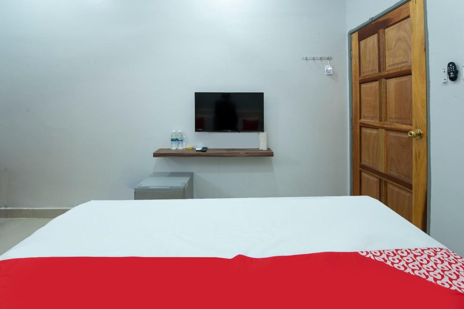 Deluxe King Room photo 3