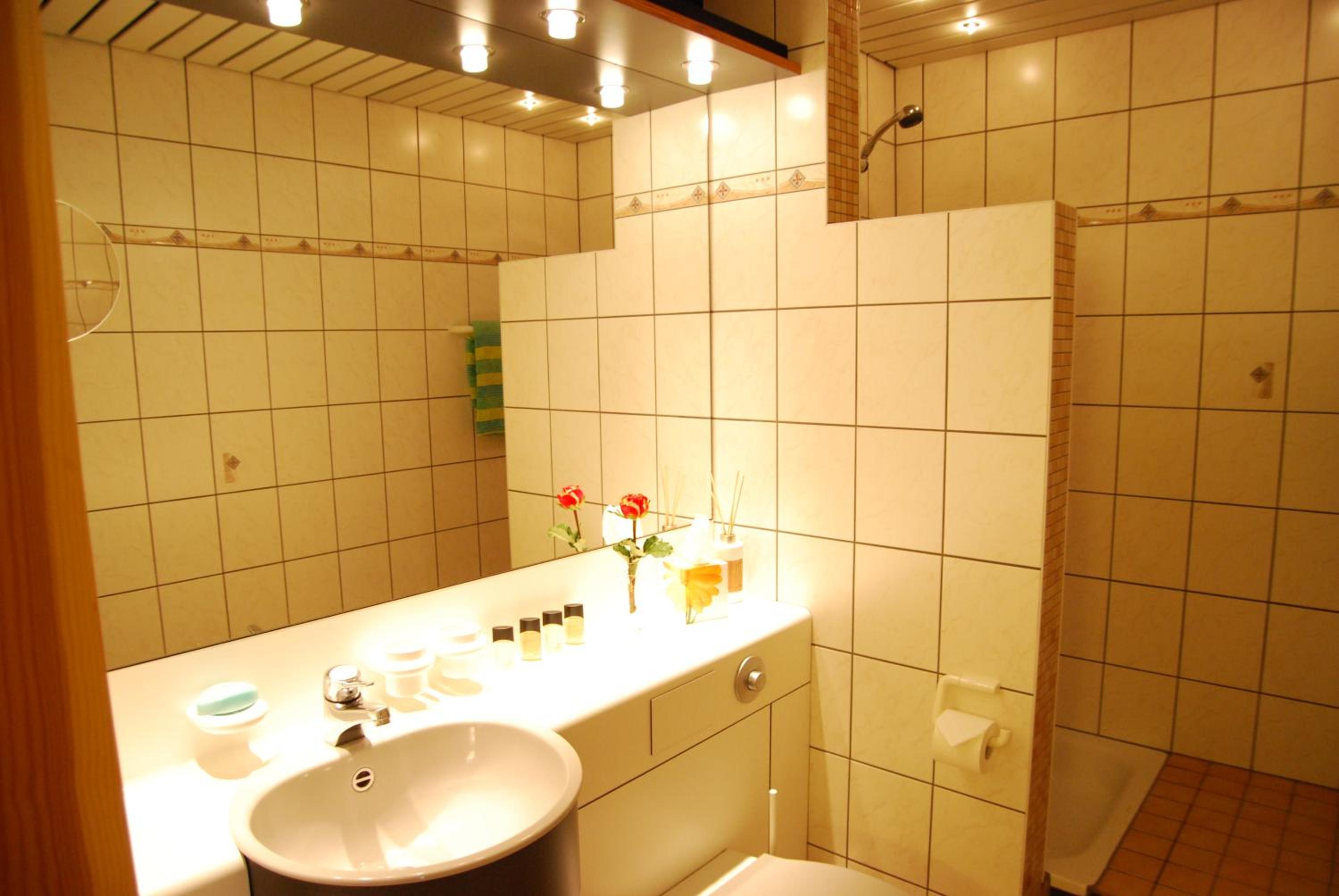 Double Room - Photo 5