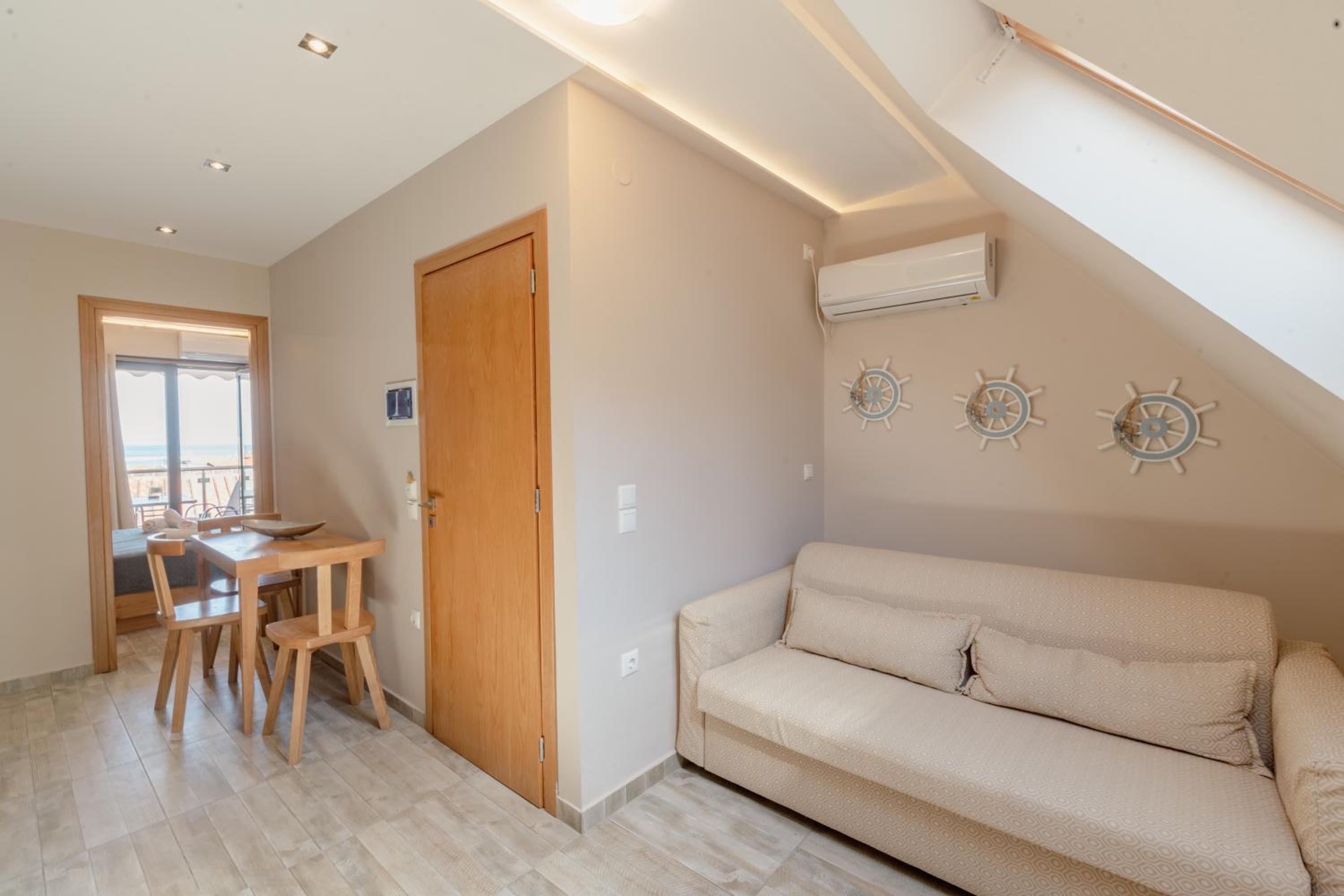 Executive Suite photo 2