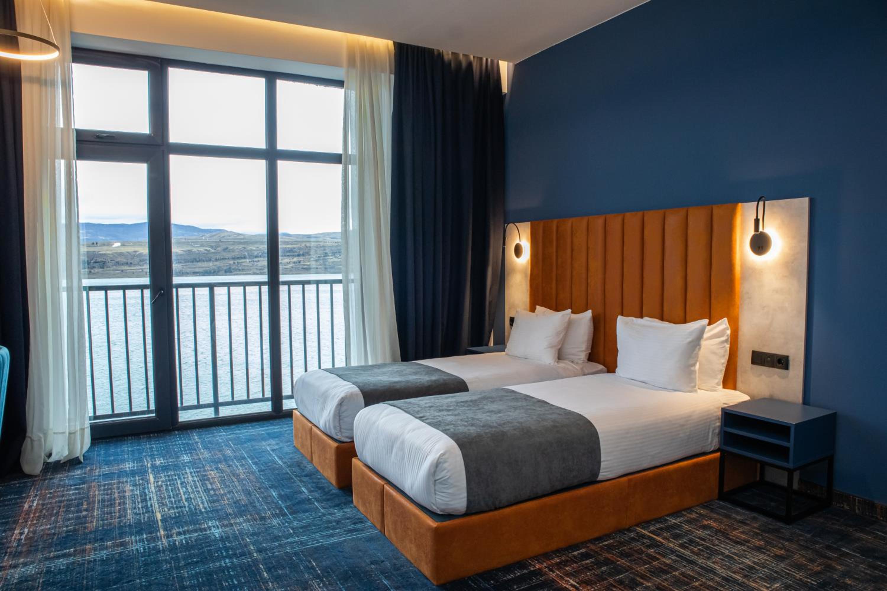 Twin Room - Sea View - Photo 1