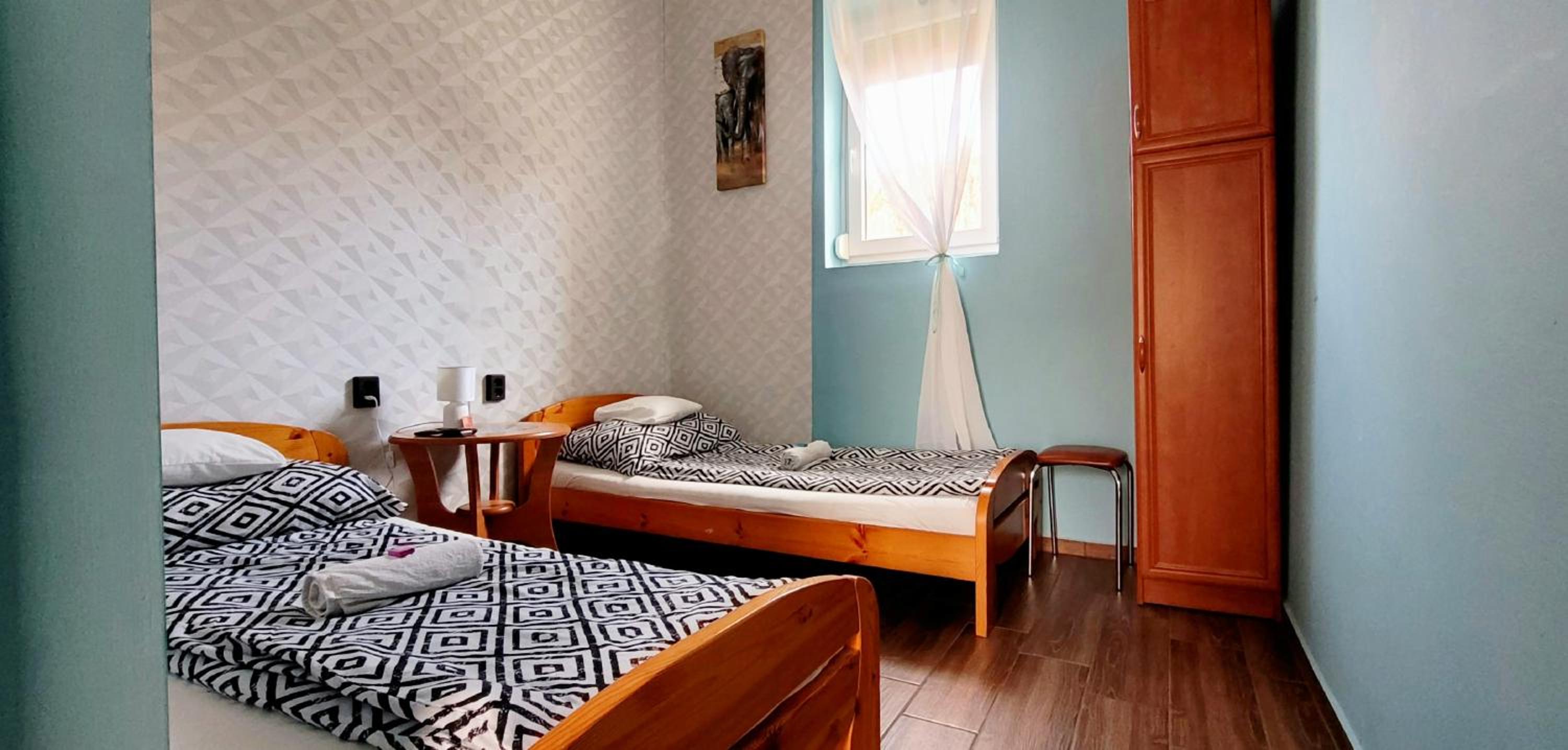 Standard Queen Room photo 3