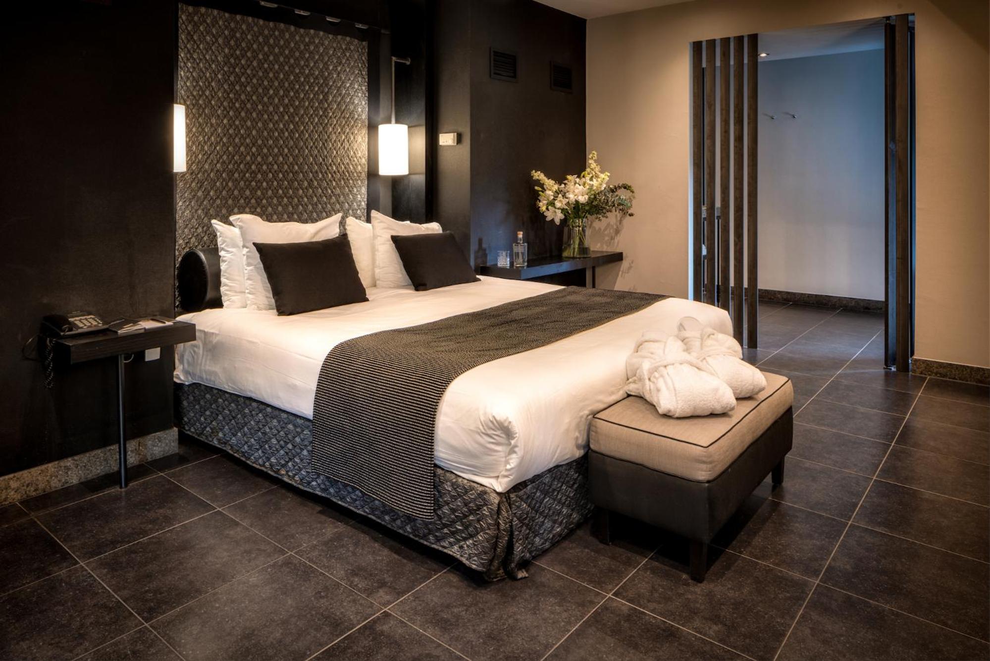 Tower Room - Photo 7
