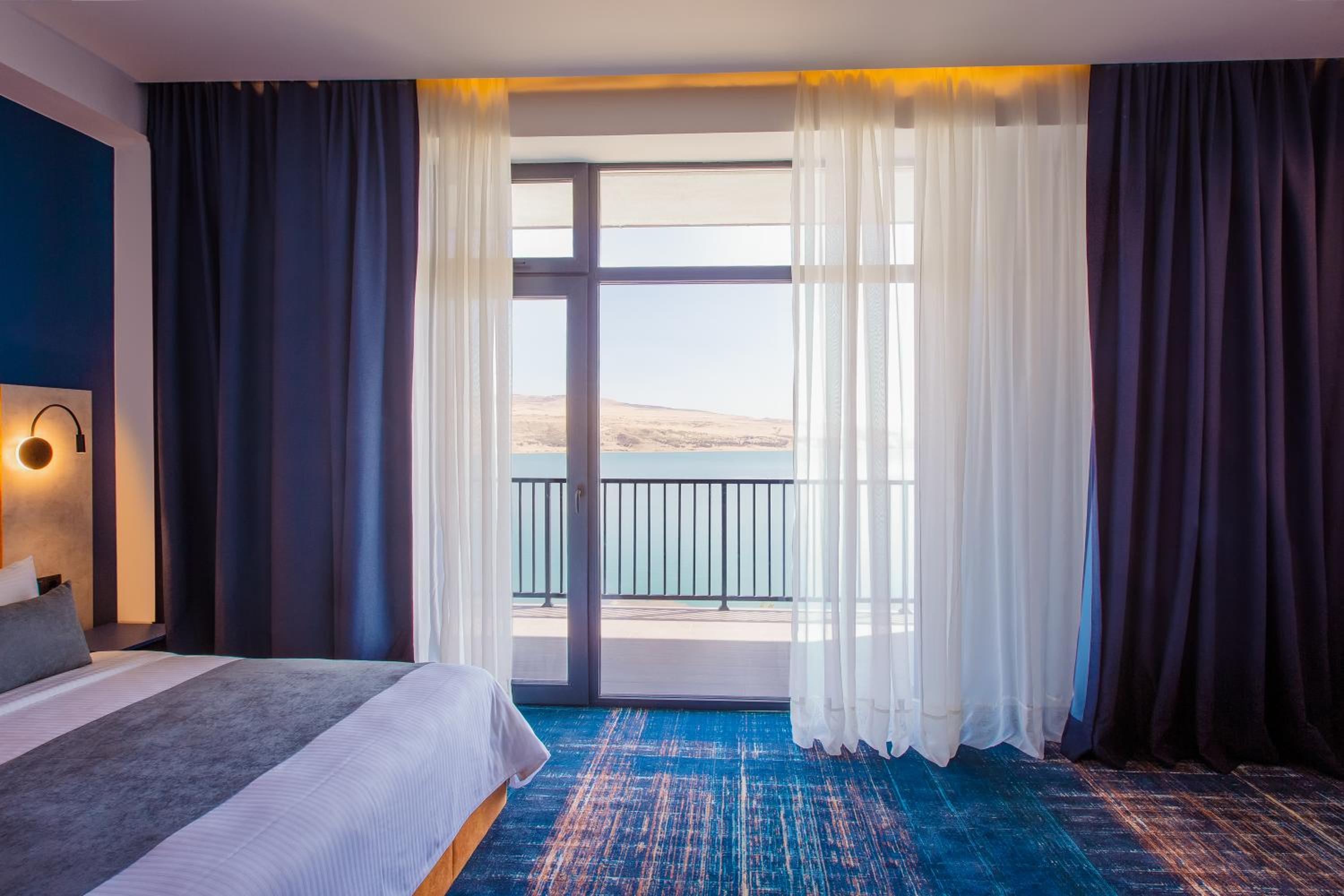 Twin Room with Sea View - Mobility Accessible - Photo 2