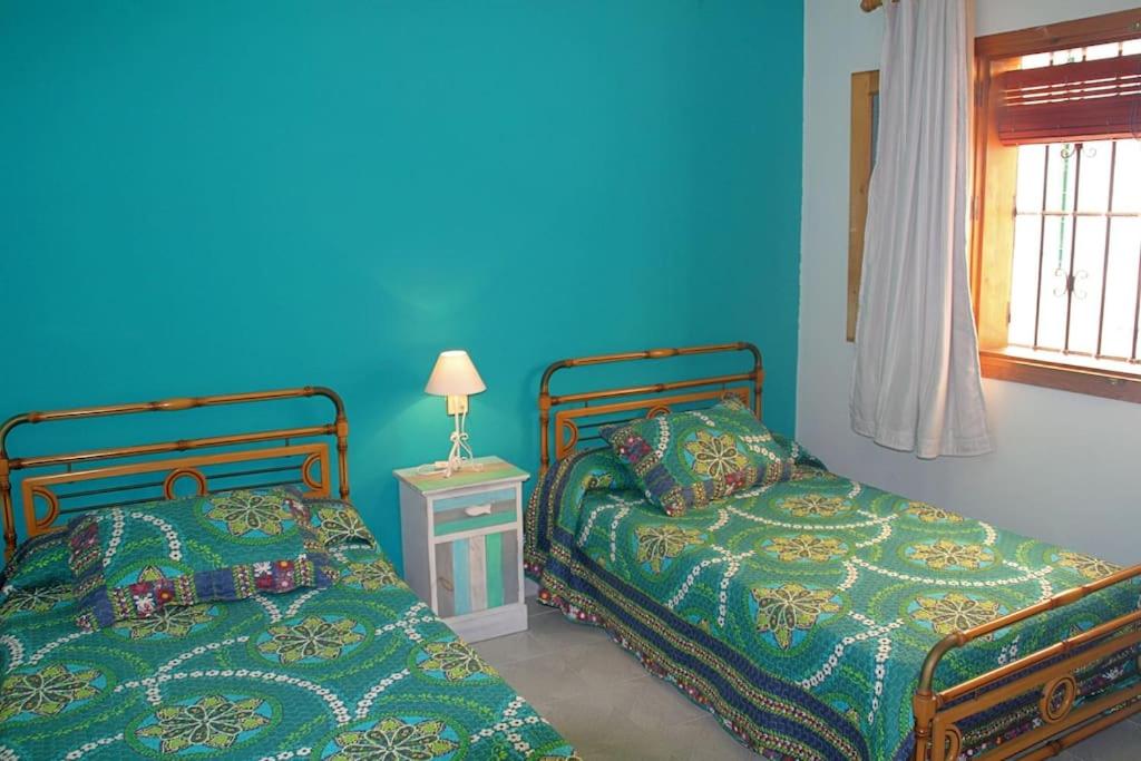 Casa de cuatro habitaciones