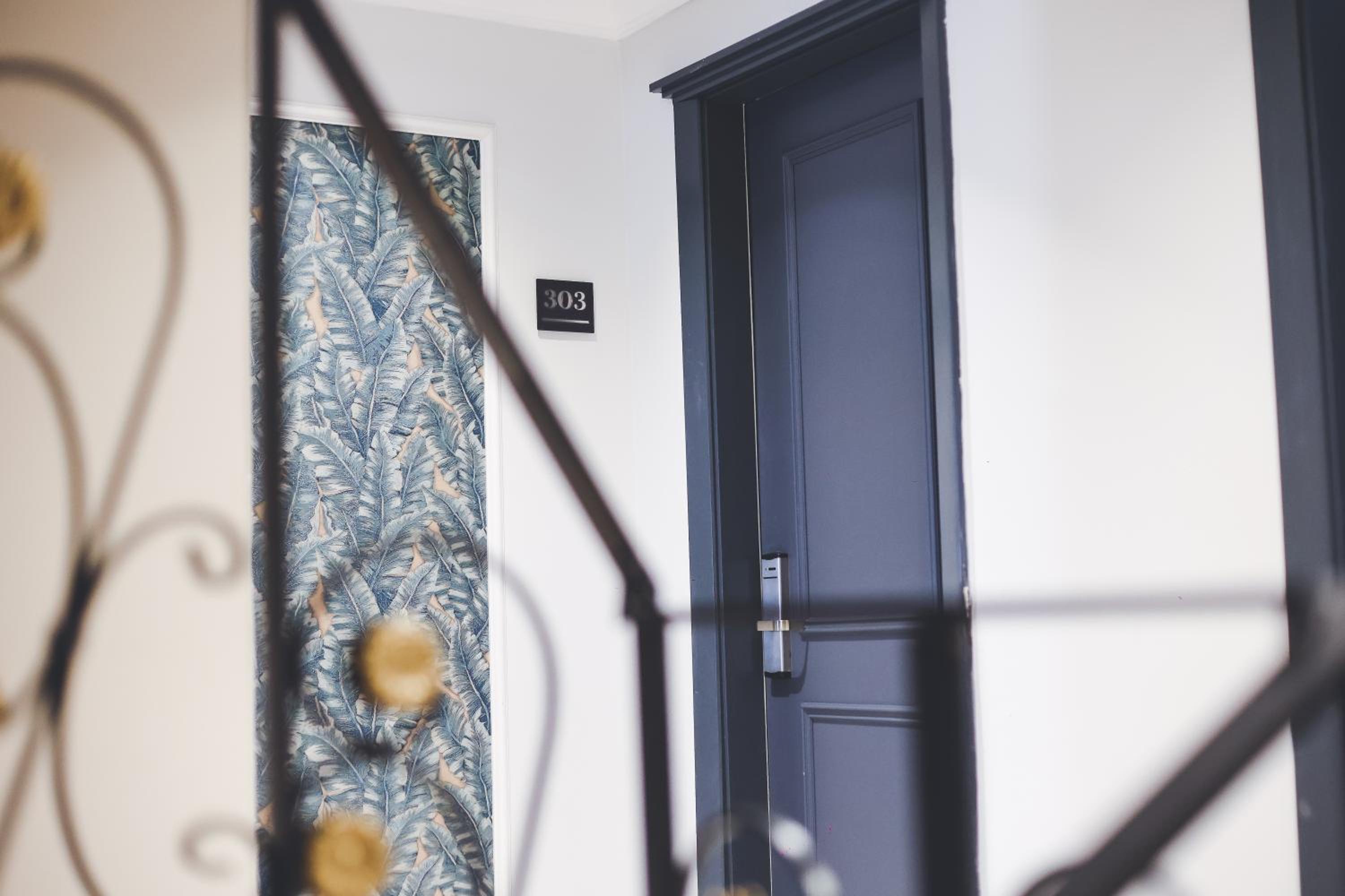 Double Room with Sea View - Photo 18