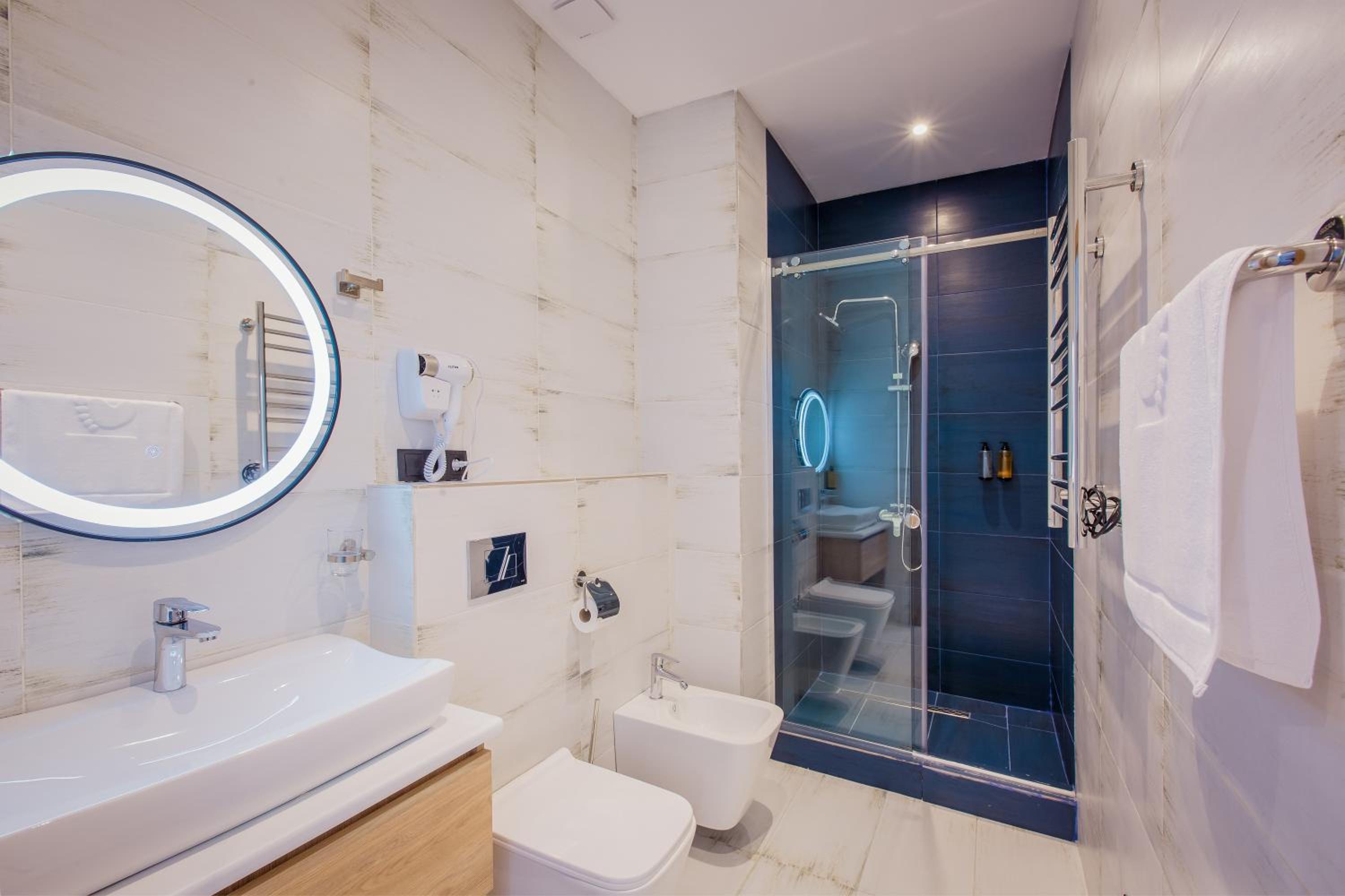 Deluxe Queen Room - Sea View - Photo 4