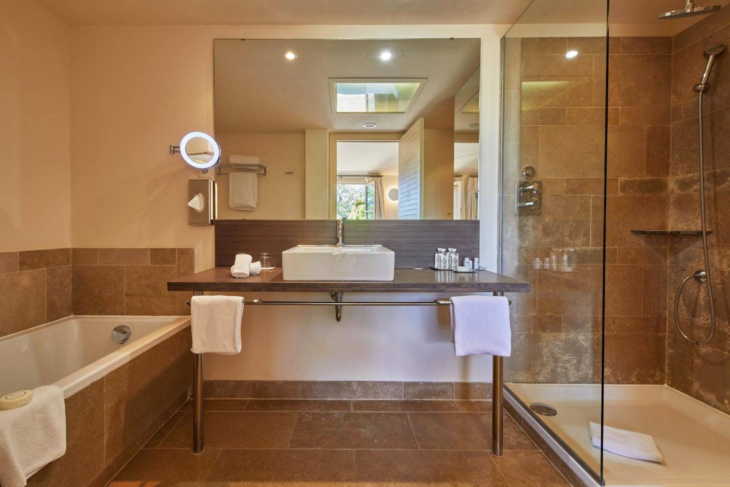 Double Room at Ponent - Photo 6