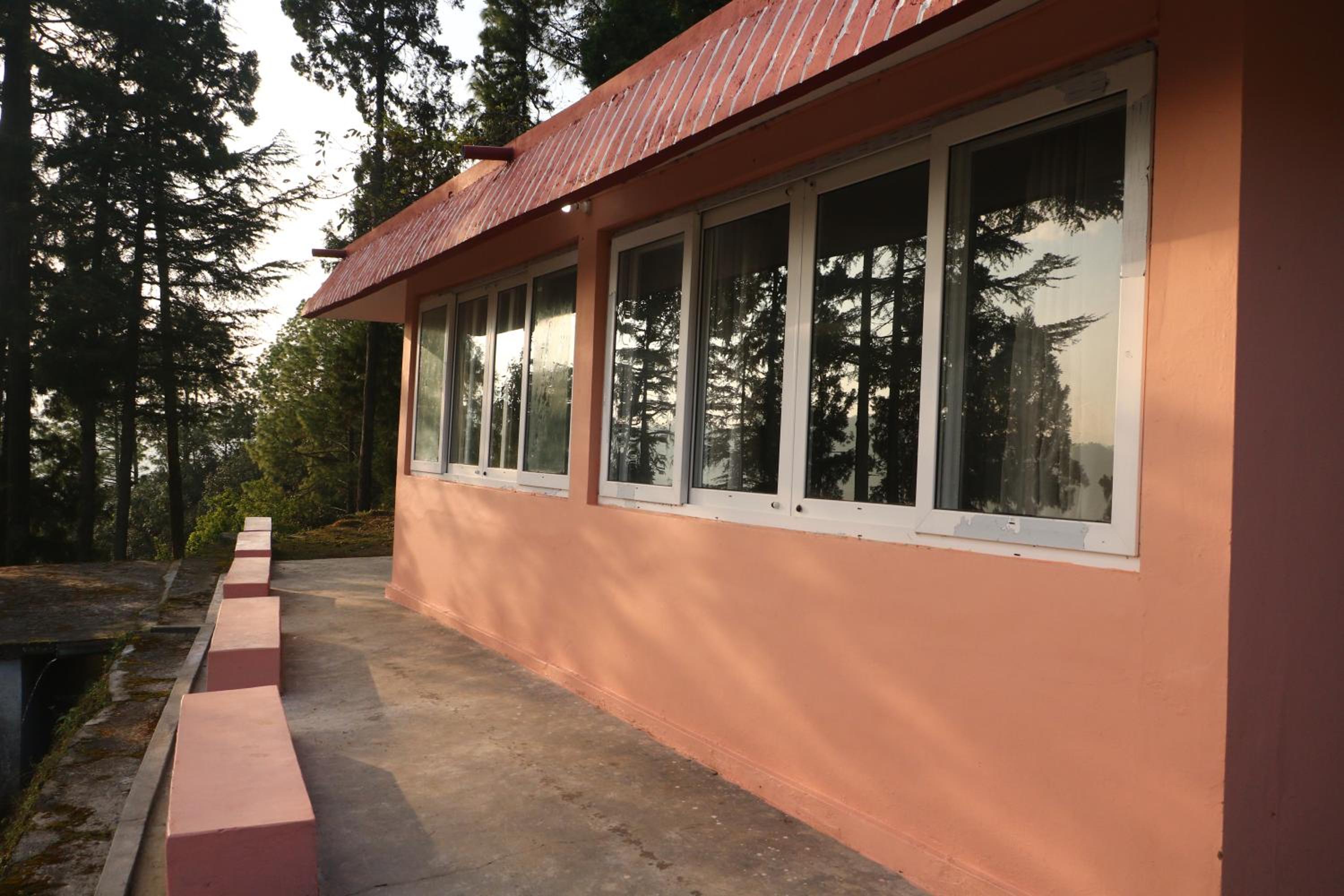 Two-Bedroom House photo 3