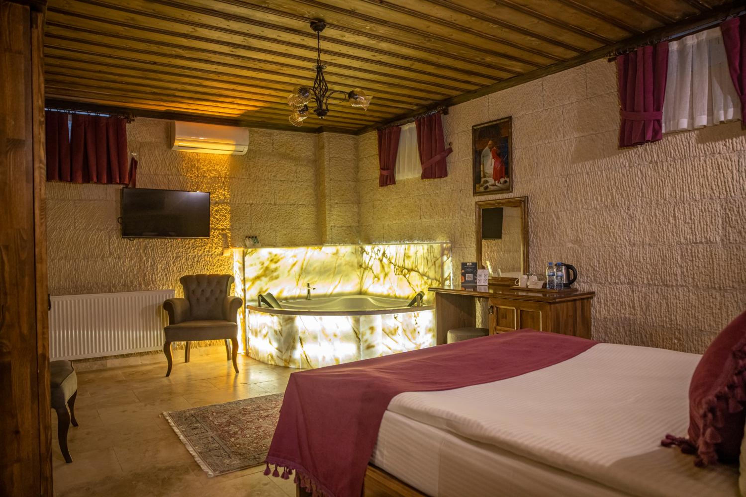 Queen Room - Photo 9
