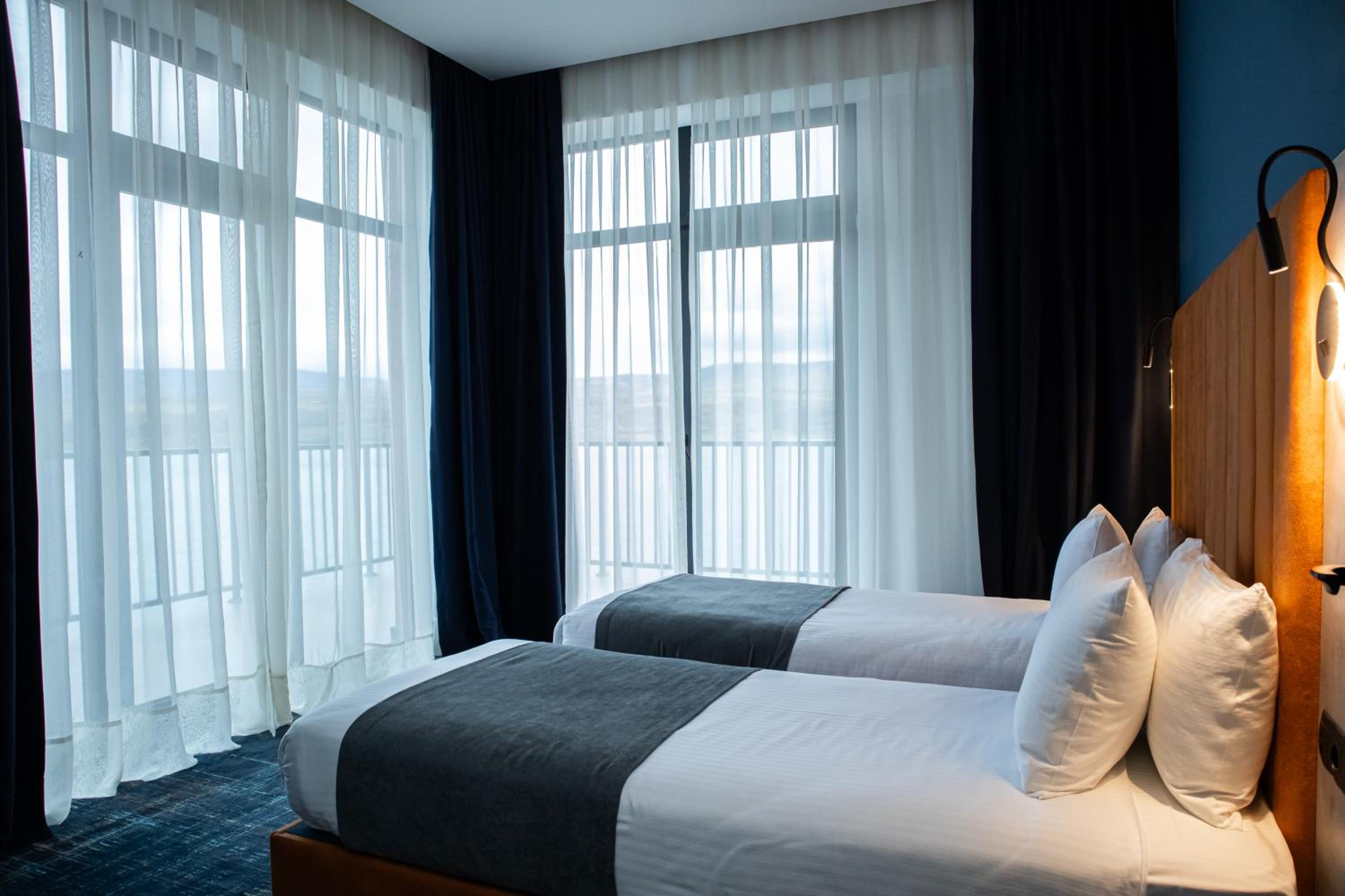 Twin Suite - Sea View - Photo 1