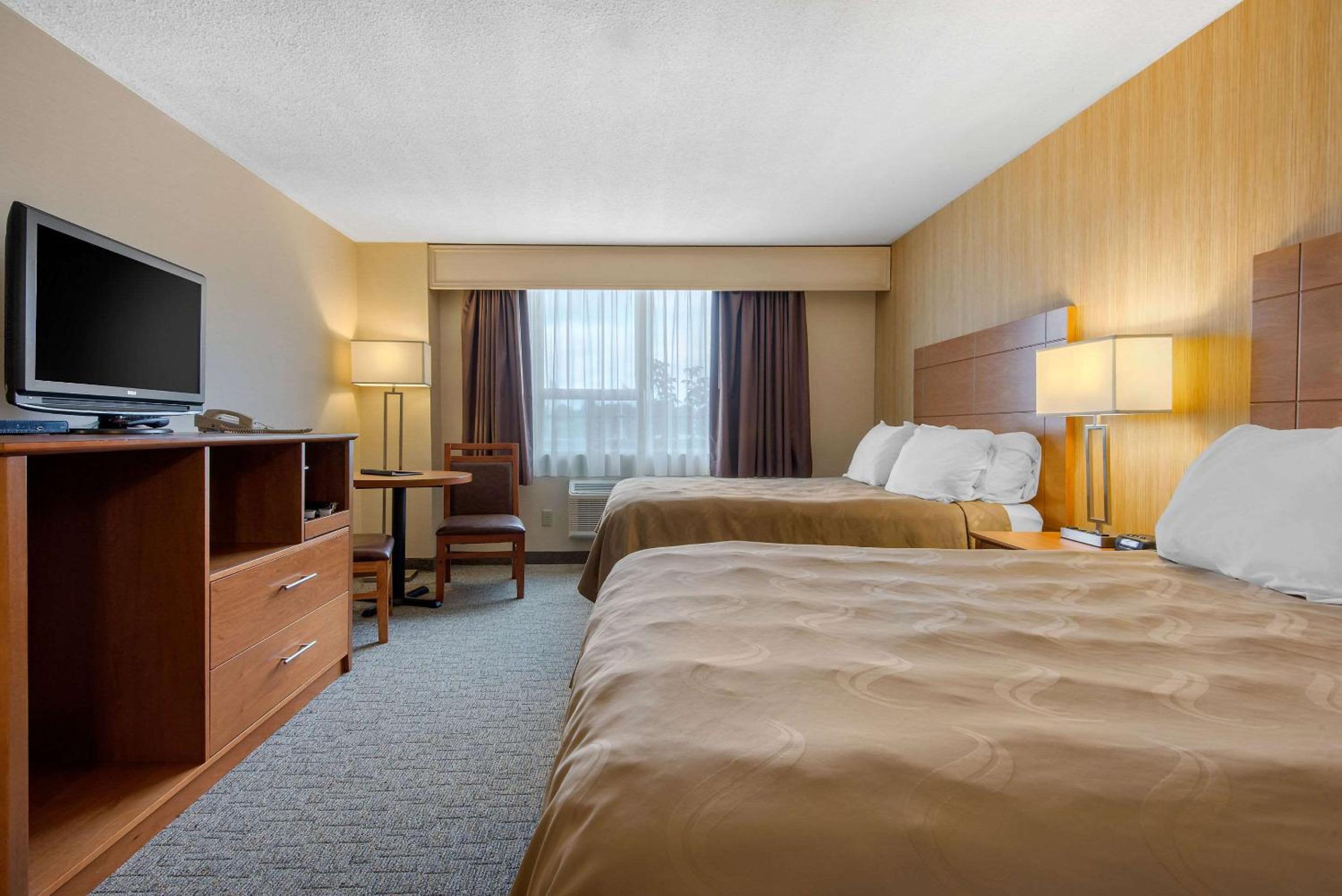 Double Room - Non-Smoking  - Photo 2