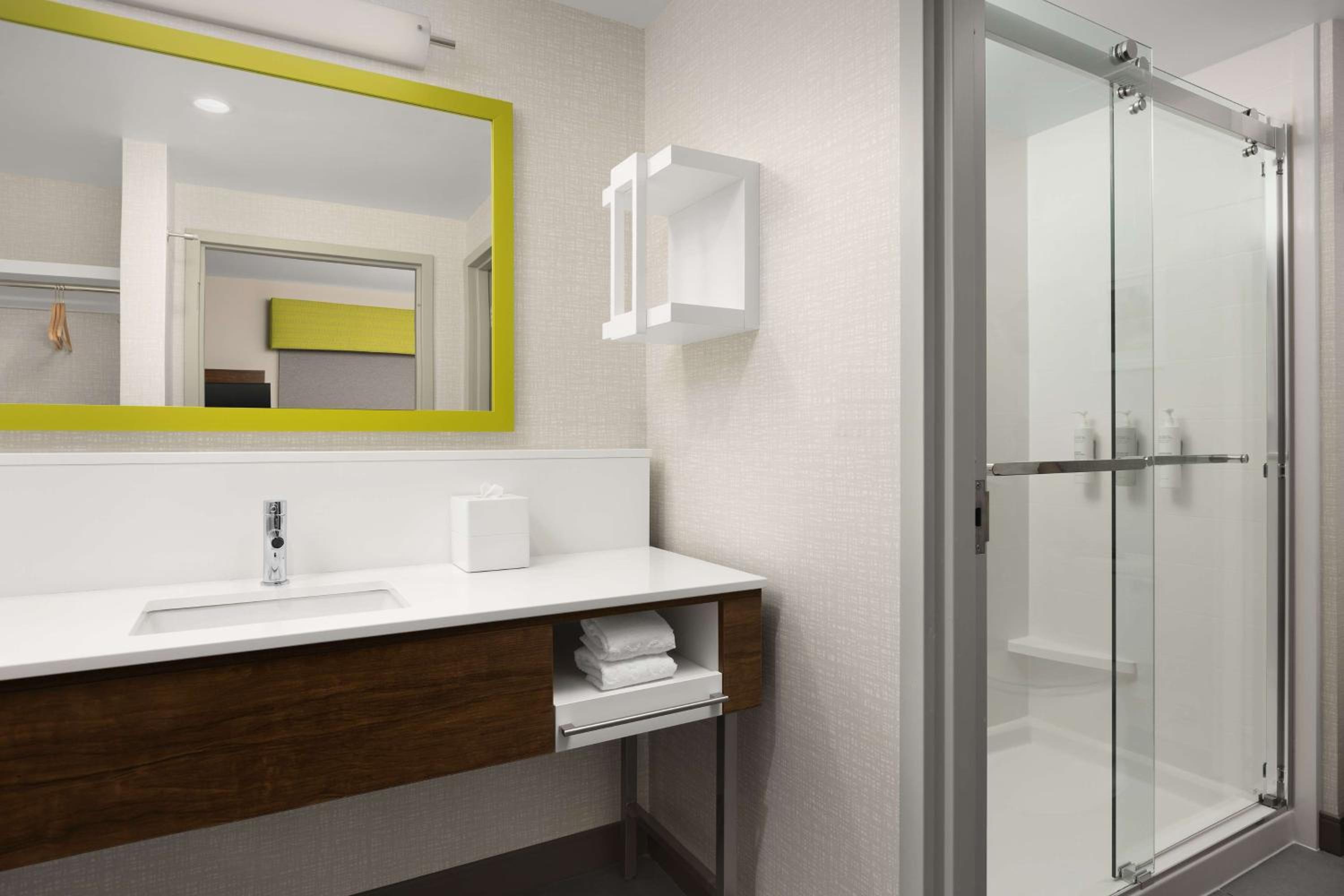 King Studio Suite - Photo 4
