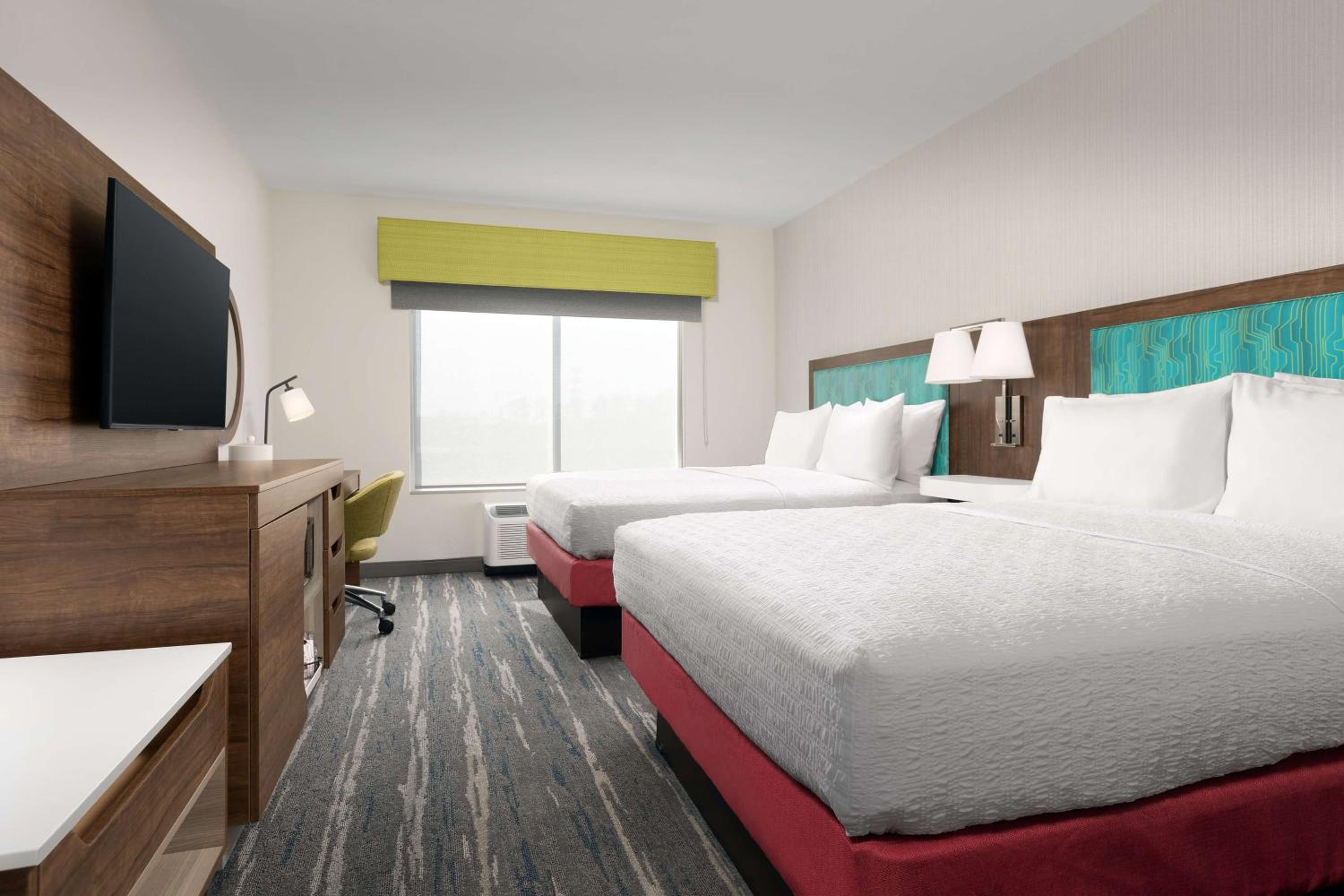 Queen Room with Two Queen Beds - Photo 1